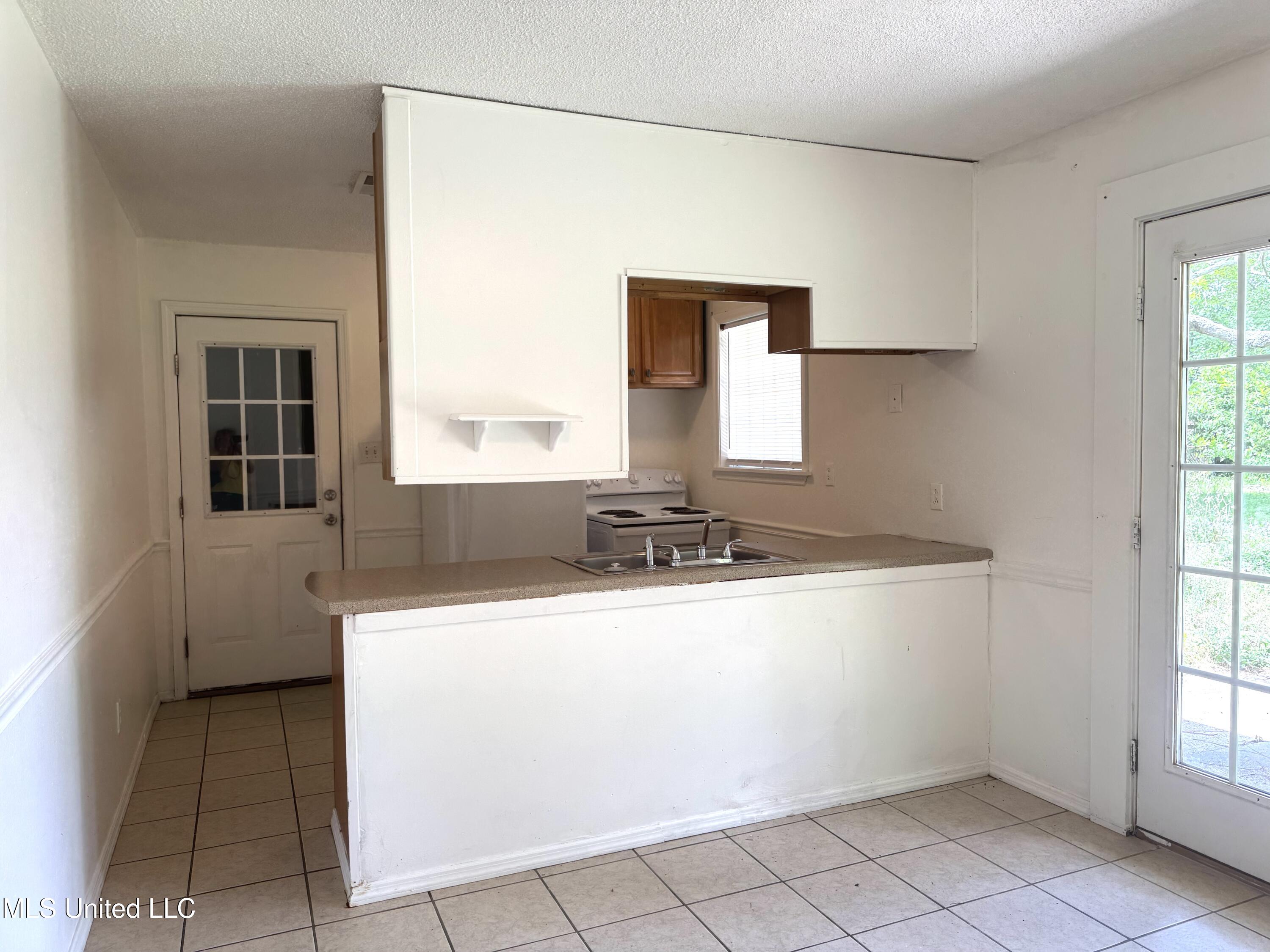 4607 Seminole Avenue, Pascagoula, Mississippi image 6