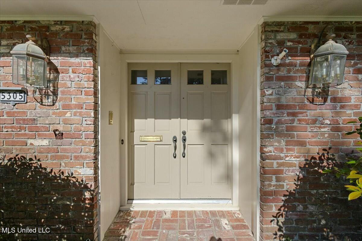 5305 Balmoral Drive, Jackson, Mississippi image 4
