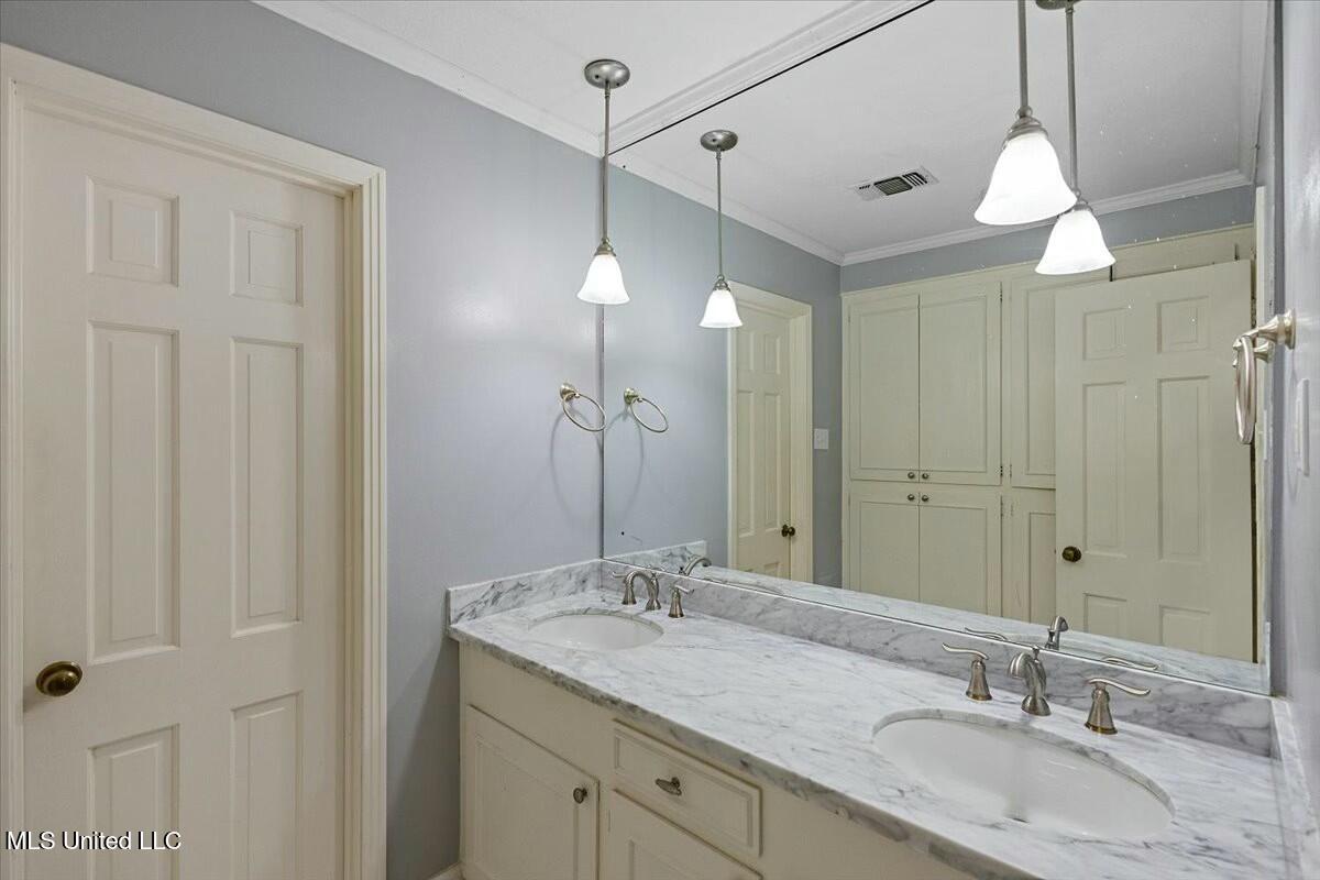 5305 Balmoral Drive, Jackson, Mississippi image 29