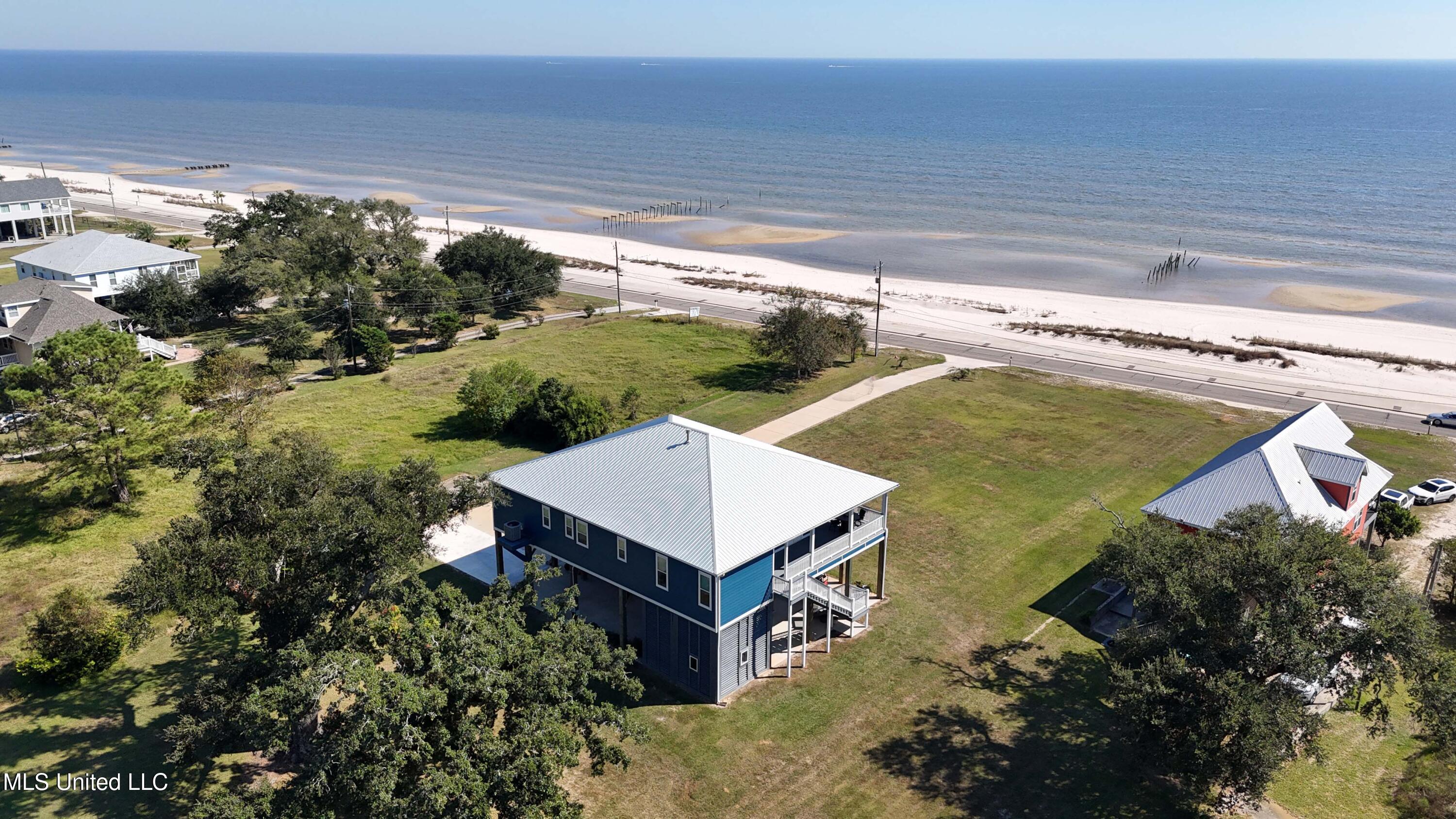 722 S Beach Boulevard, Waveland, Mississippi image 2