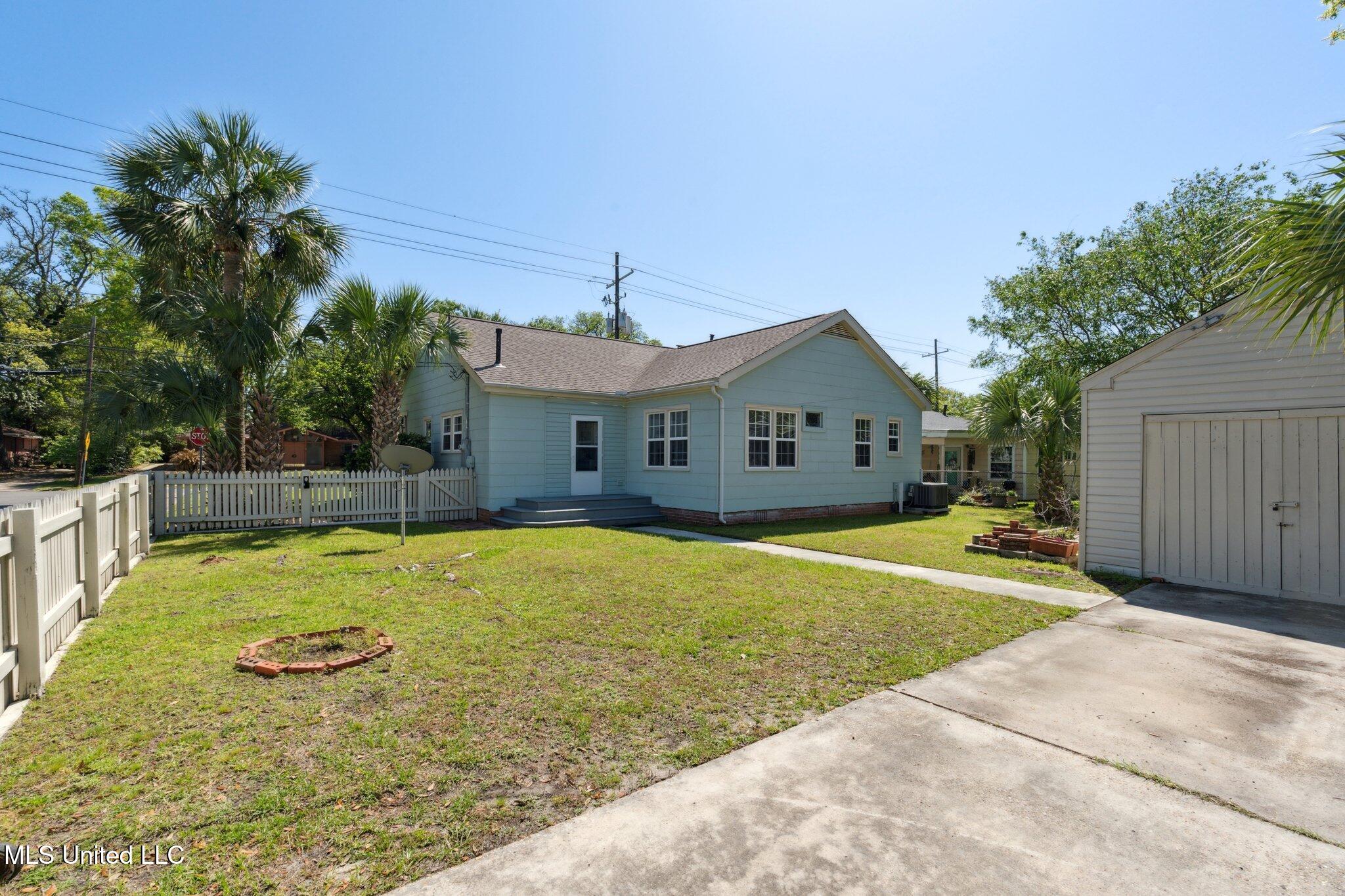 1460 Miller Street, Biloxi, Mississippi image 15