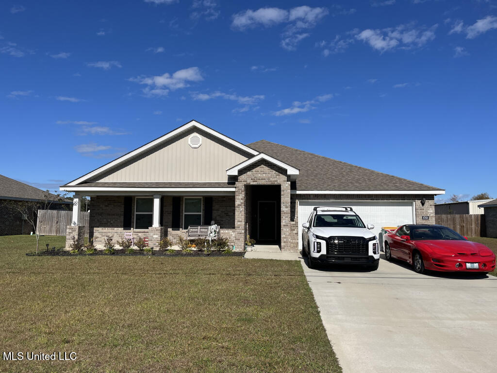 8768 Palmetto Drive, Ocean Springs, Mississippi image 1