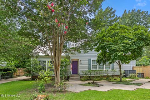 Homes For Sale - 625 Pennsylvania Avenue<br/> Jackson, MS 39216