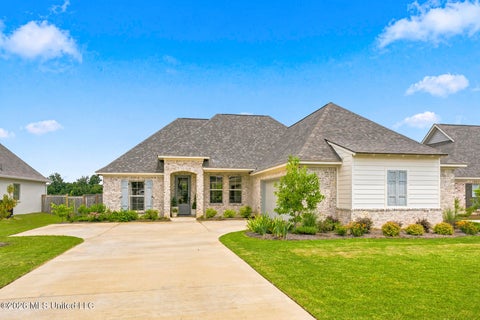 Homes For Sale - 432 Baleigh Way<br/> Madison County, Canton, MS 39046