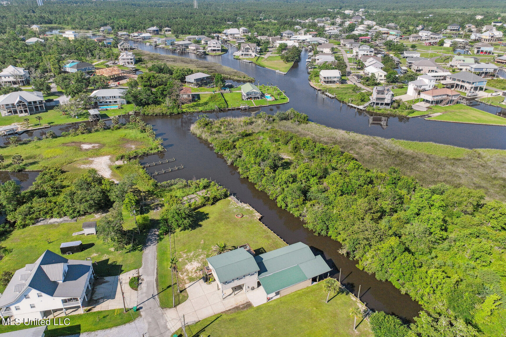 11025 Jordan Drive, Bay Saint Louis, Mississippi image 4