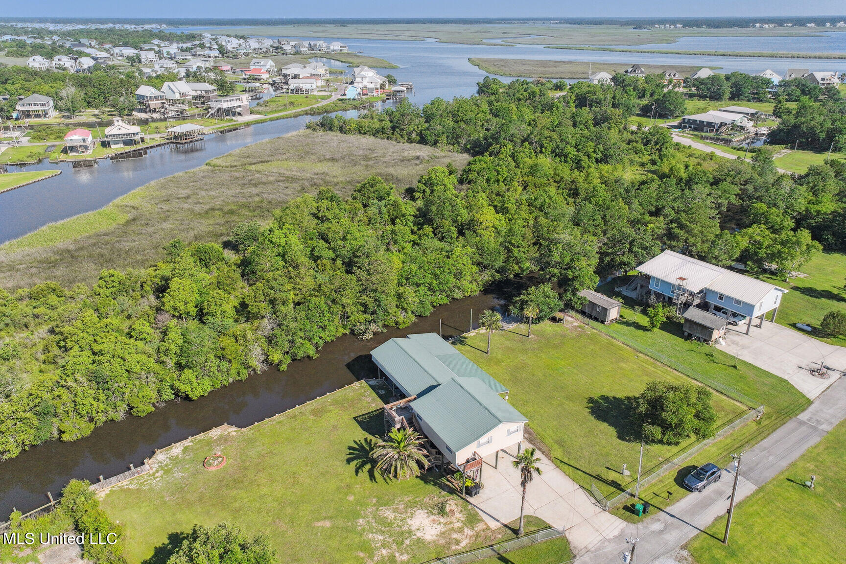 11025 Jordan Drive, Bay Saint Louis, Mississippi image 2