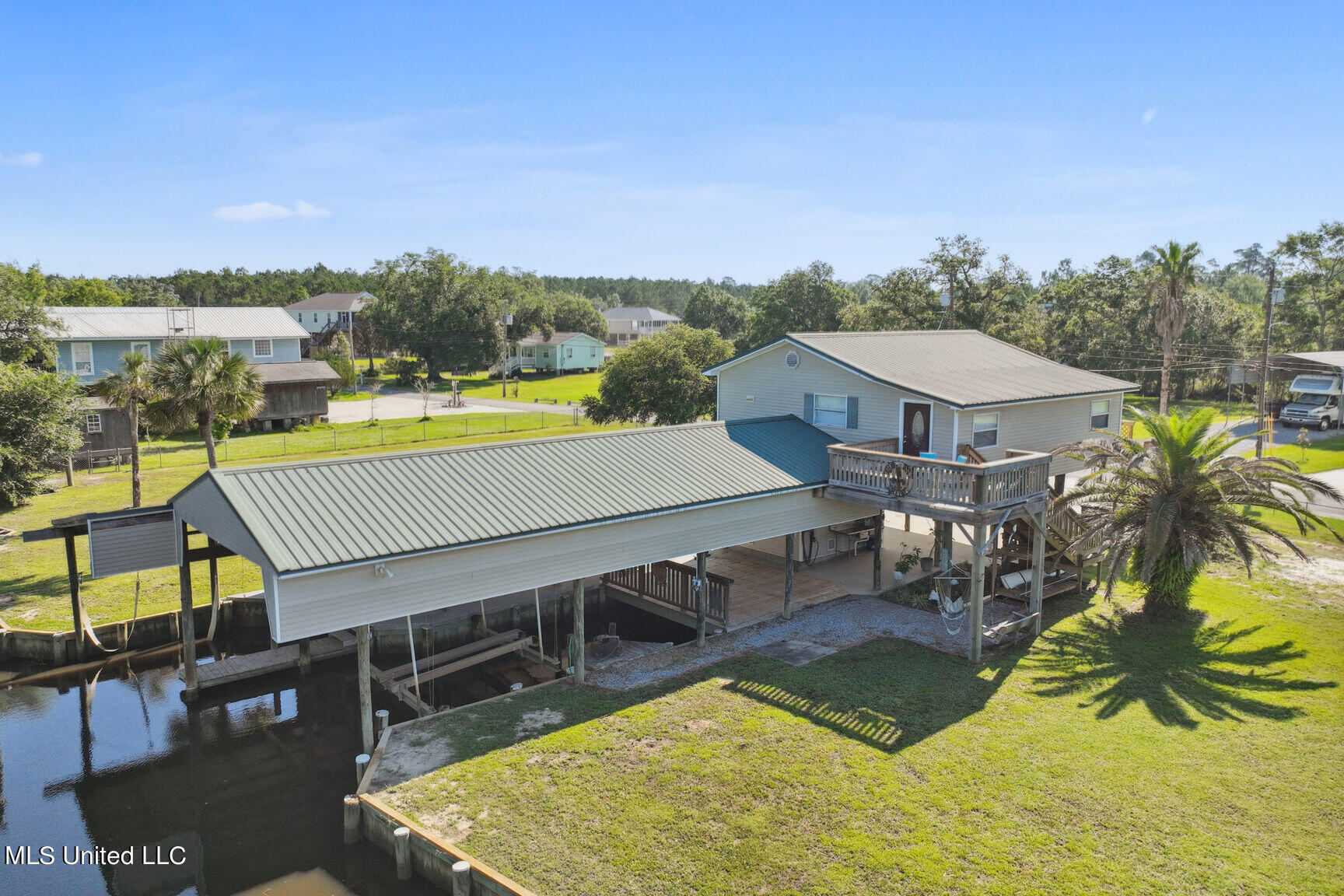 11025 Jordan Drive, Bay Saint Louis, Mississippi image 9