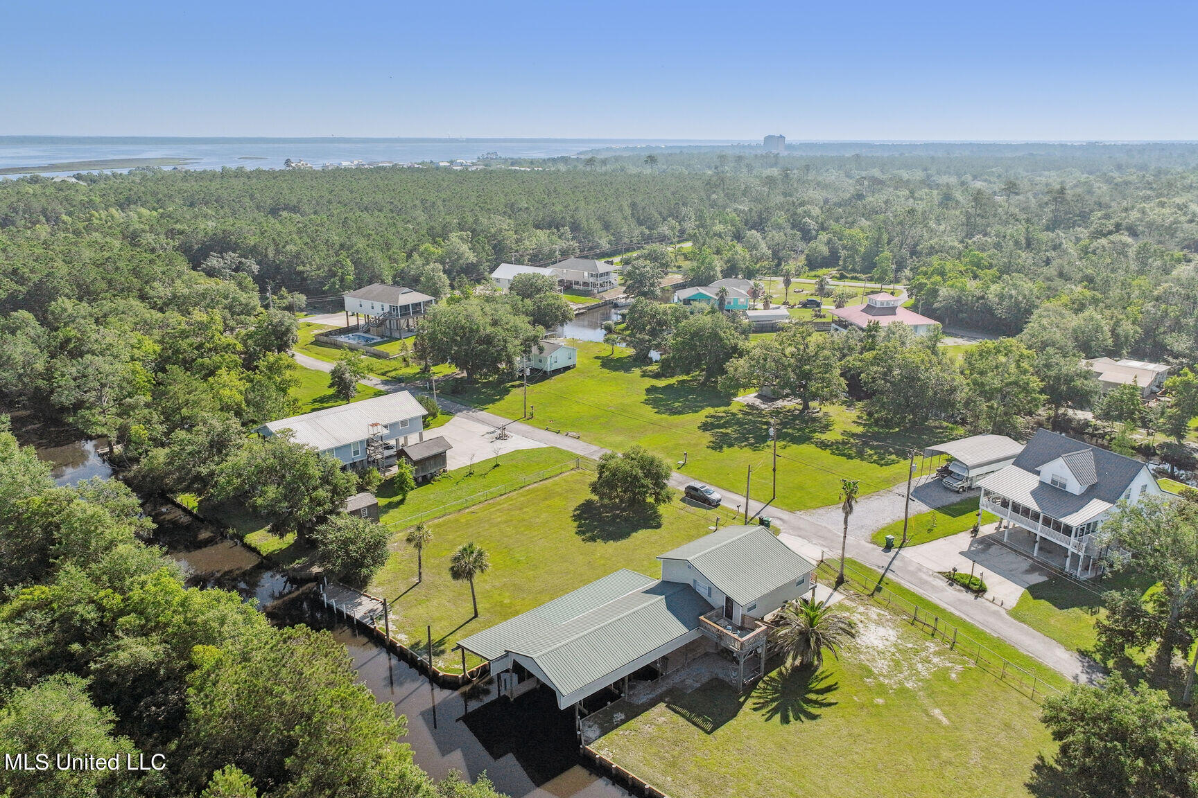 11025 Jordan Drive, Bay Saint Louis, Mississippi image 3