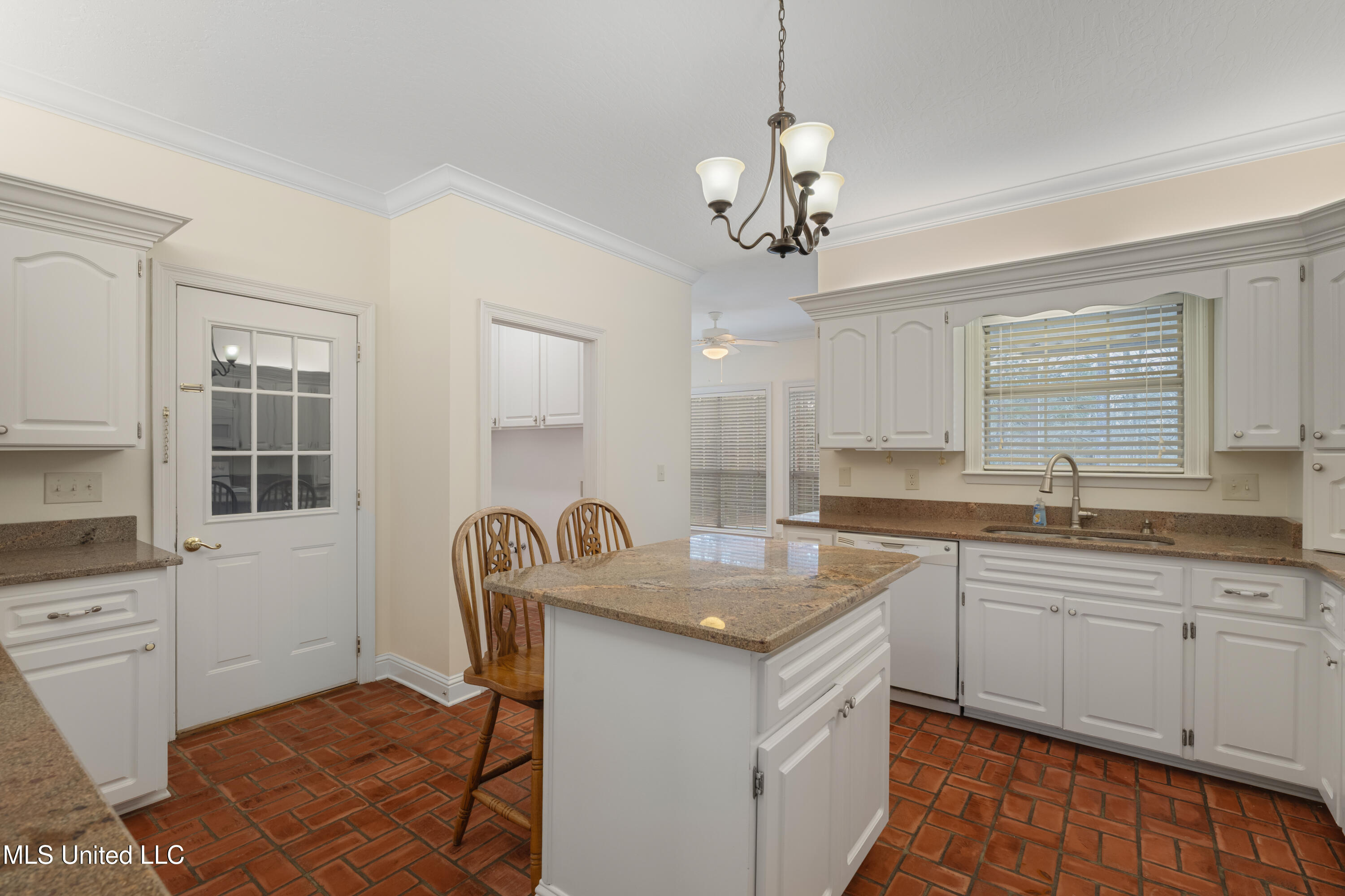 351 Graves Road, Ellisville, Mississippi image 13
