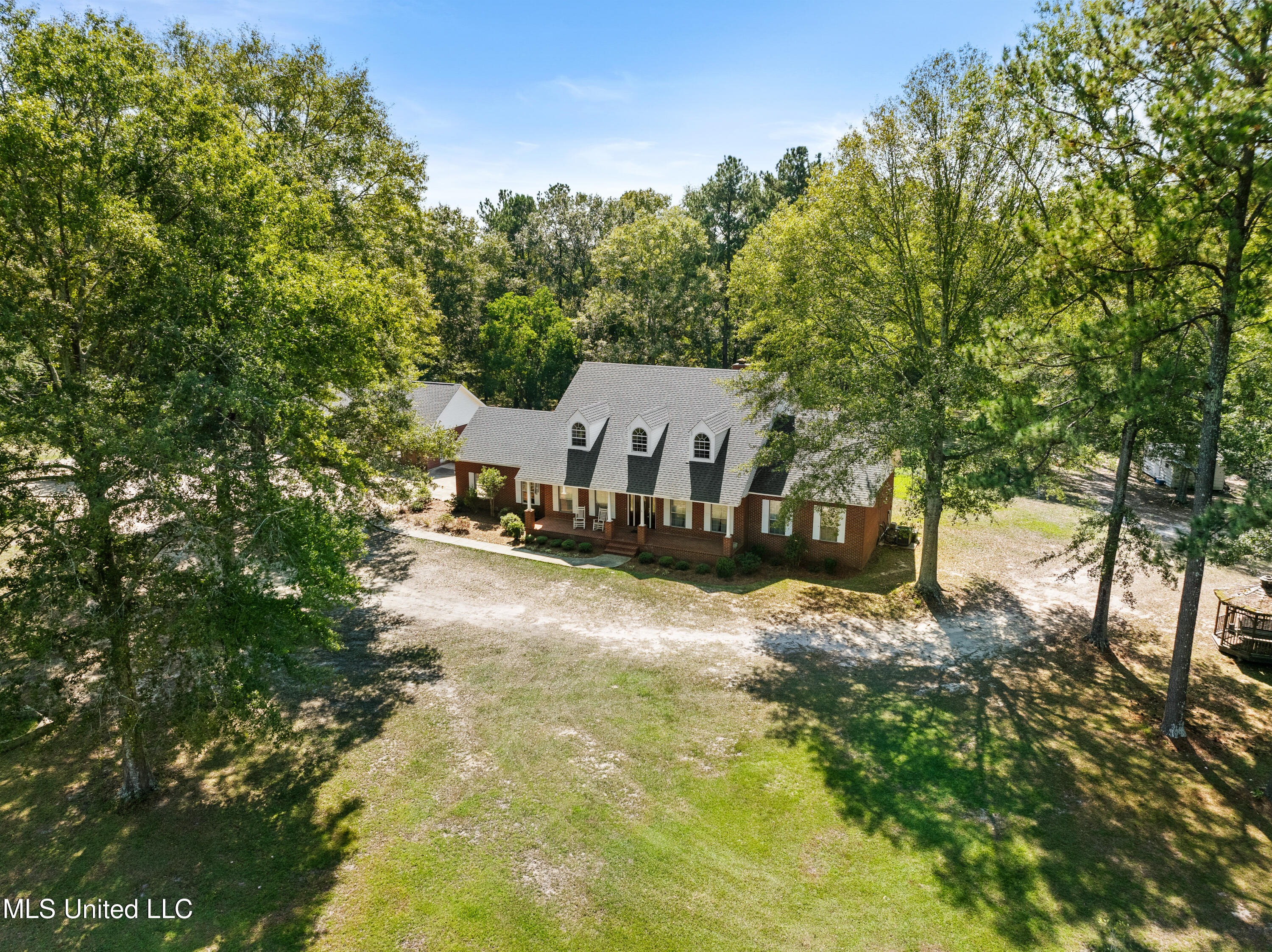351 Graves Road, Ellisville, Mississippi image 4
