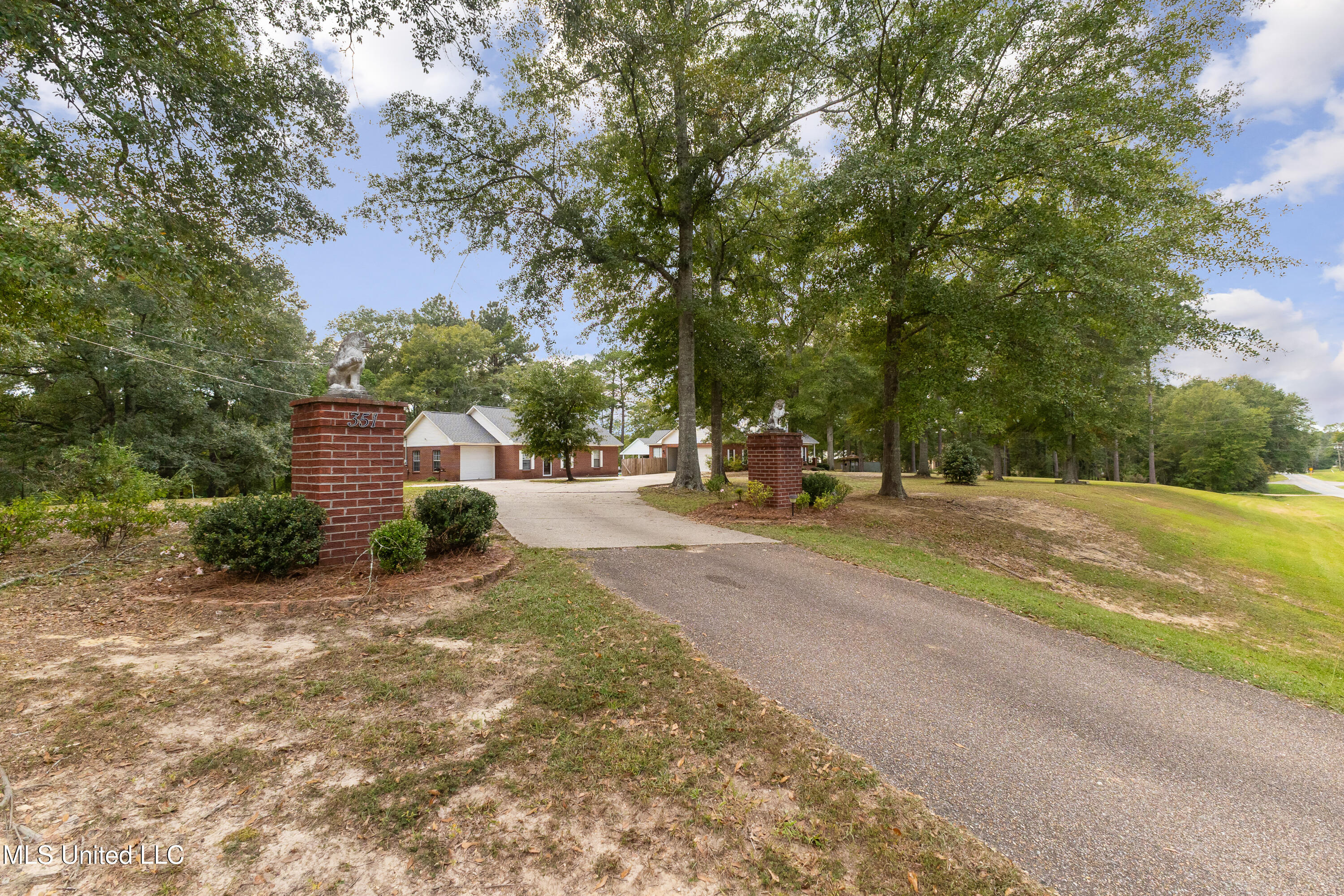 351 Graves Road, Ellisville, Mississippi image 2