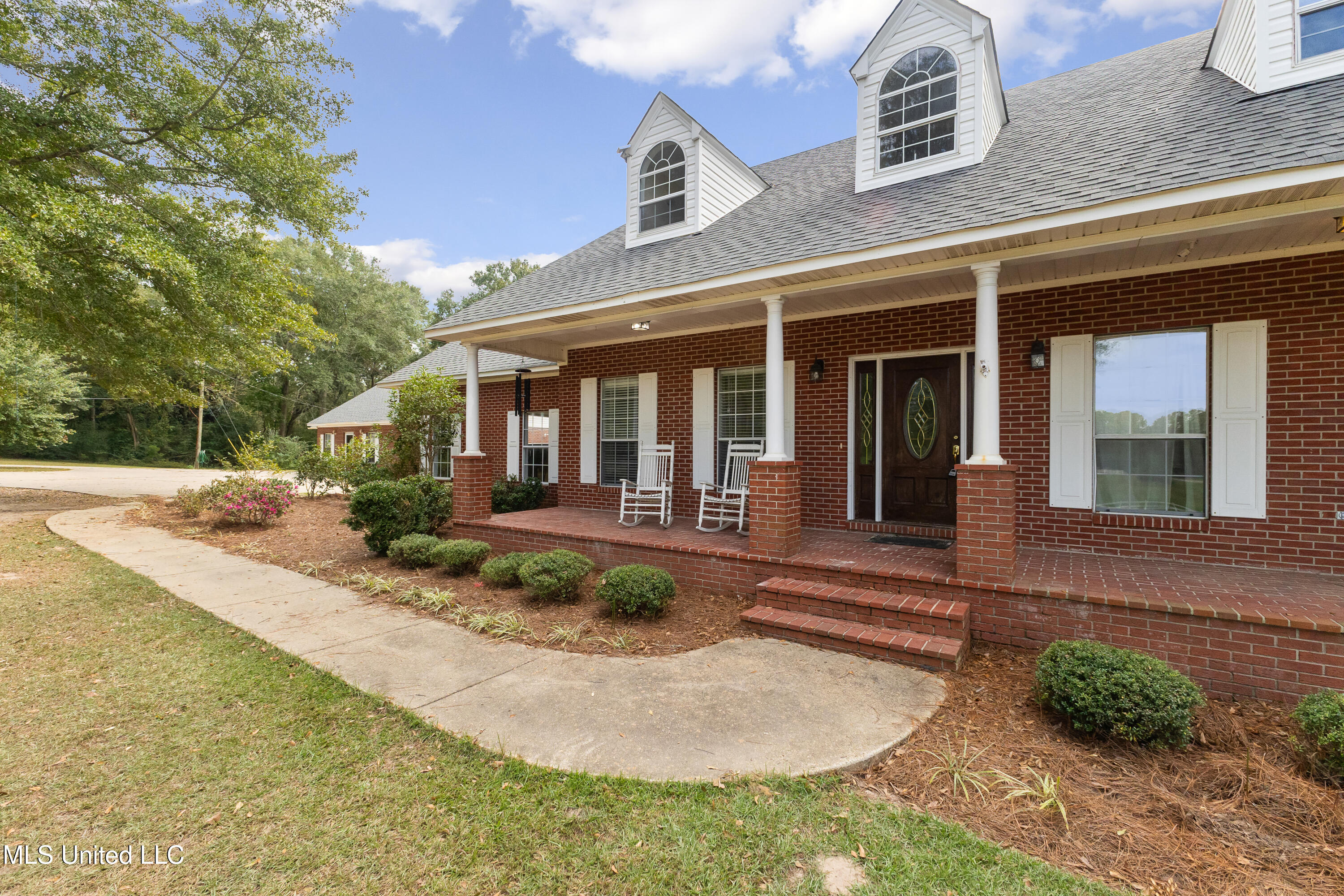 351 Graves Road, Ellisville, Mississippi image 5