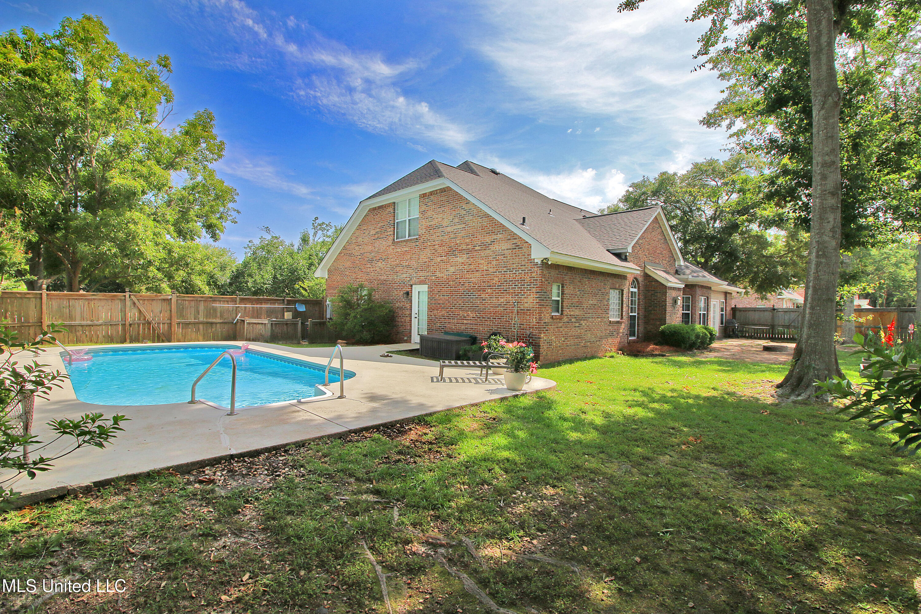 2528 Faulkner Court, Ocean Springs, Mississippi image 32