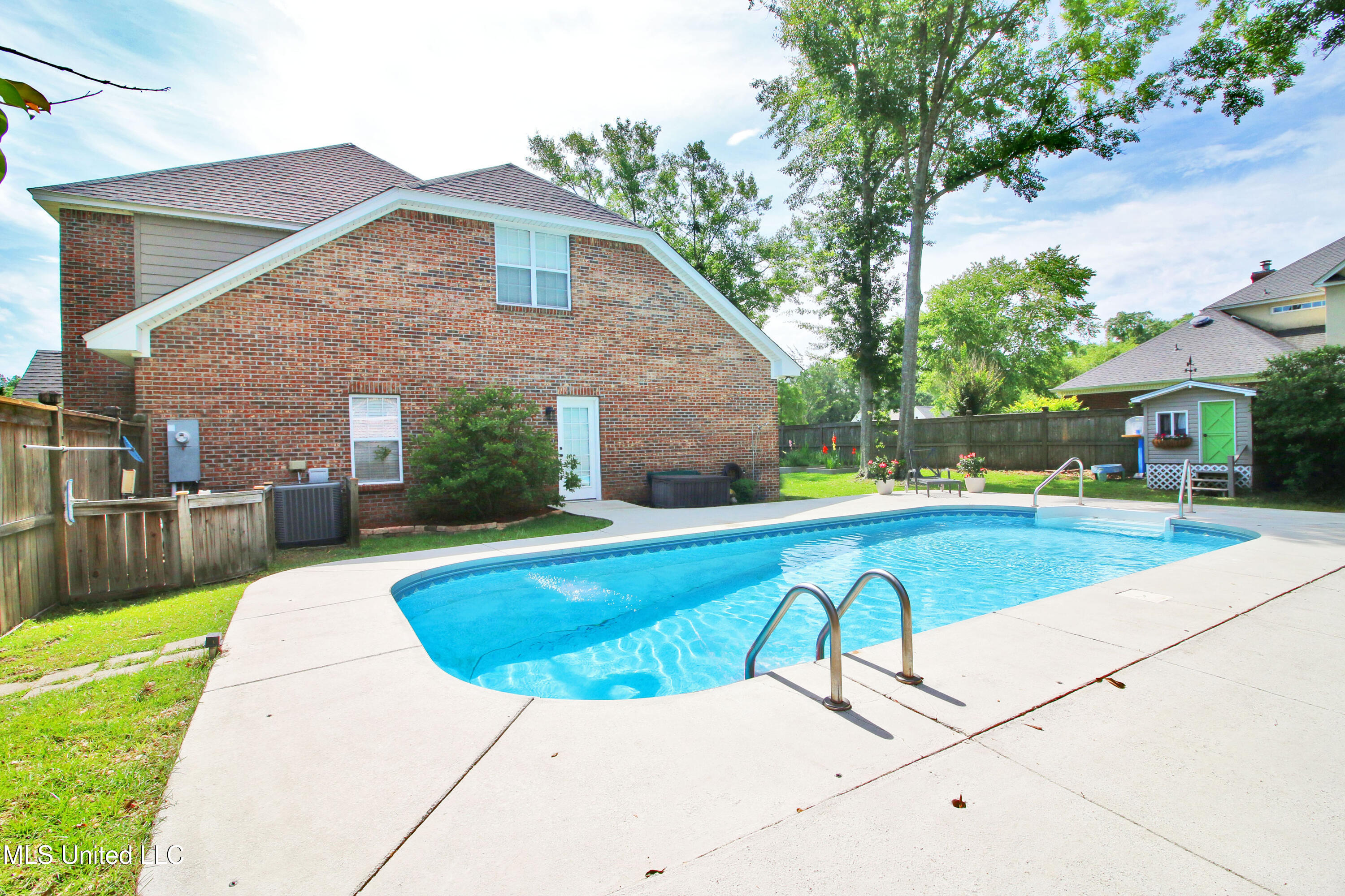 2528 Faulkner Court, Ocean Springs, Mississippi image 31