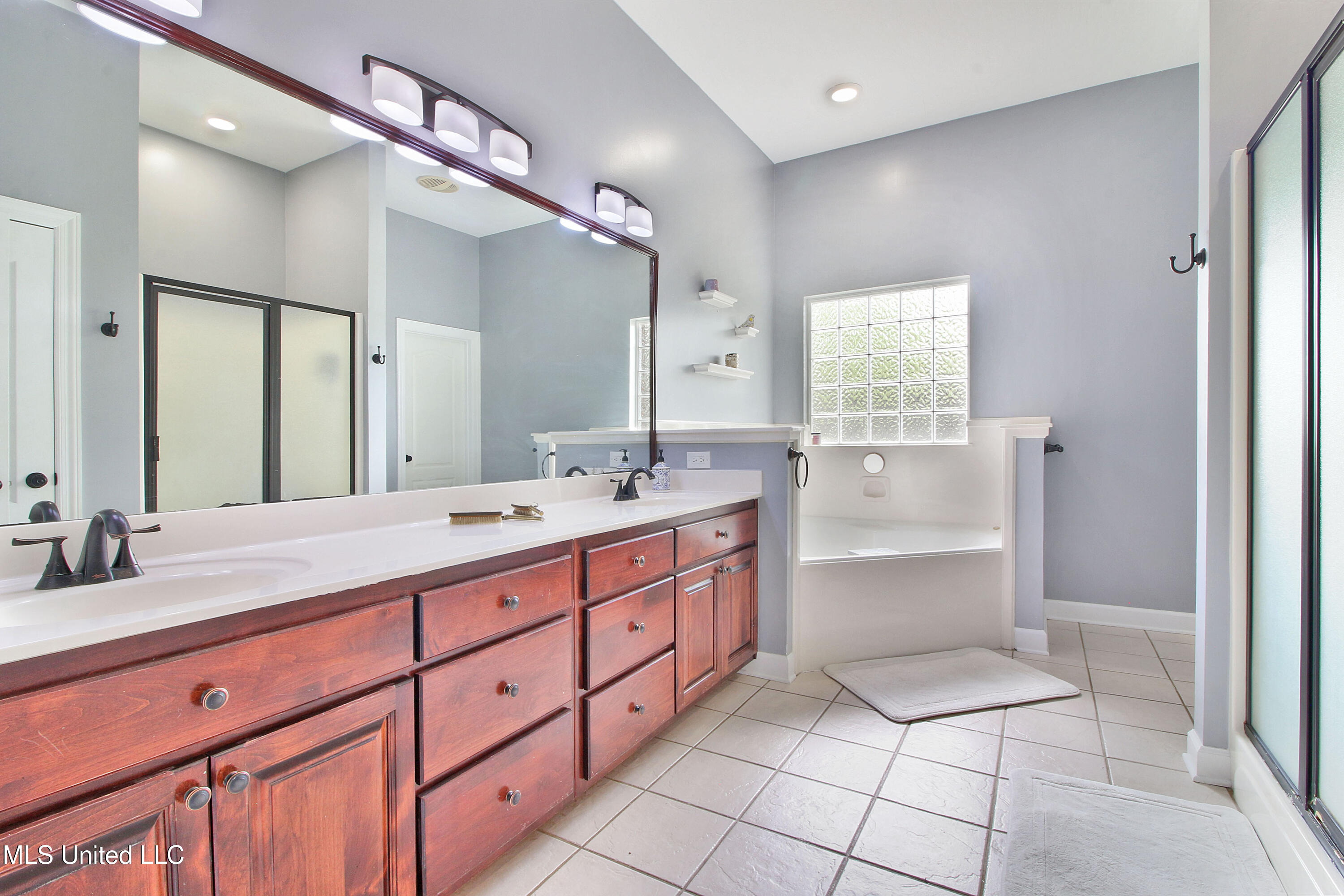2528 Faulkner Court, Ocean Springs, Mississippi image 22