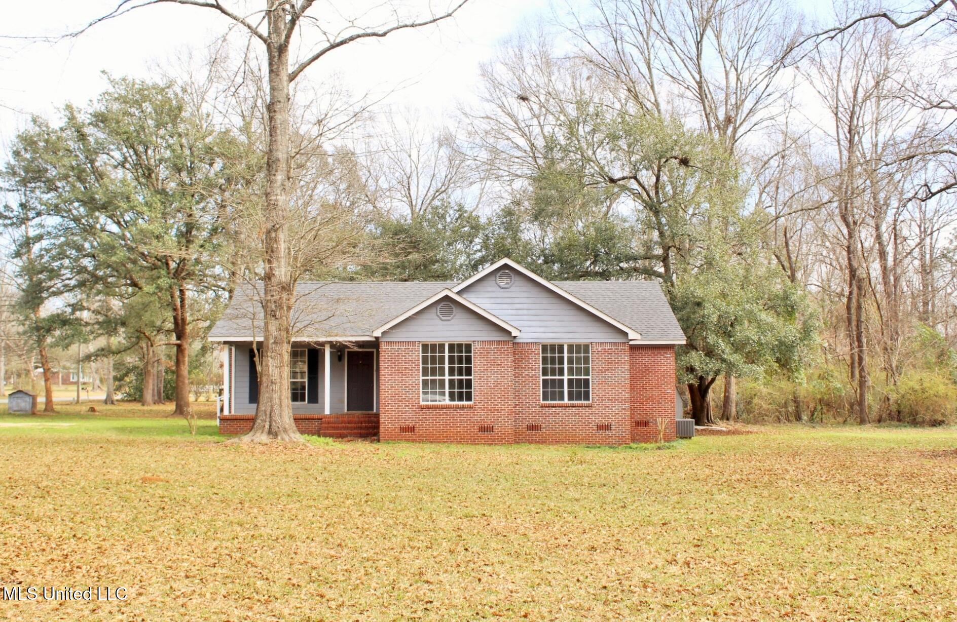 148 Jessica Lane, Lucedale, Mississippi image 1