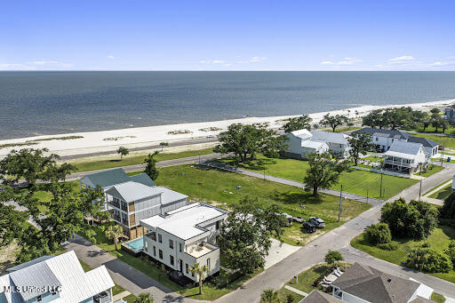 587 Maria Ave, Gulfport, Mississippi image 2