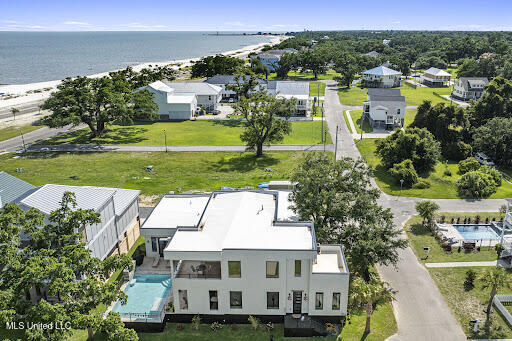 587 Maria Ave, Gulfport, Mississippi image 9