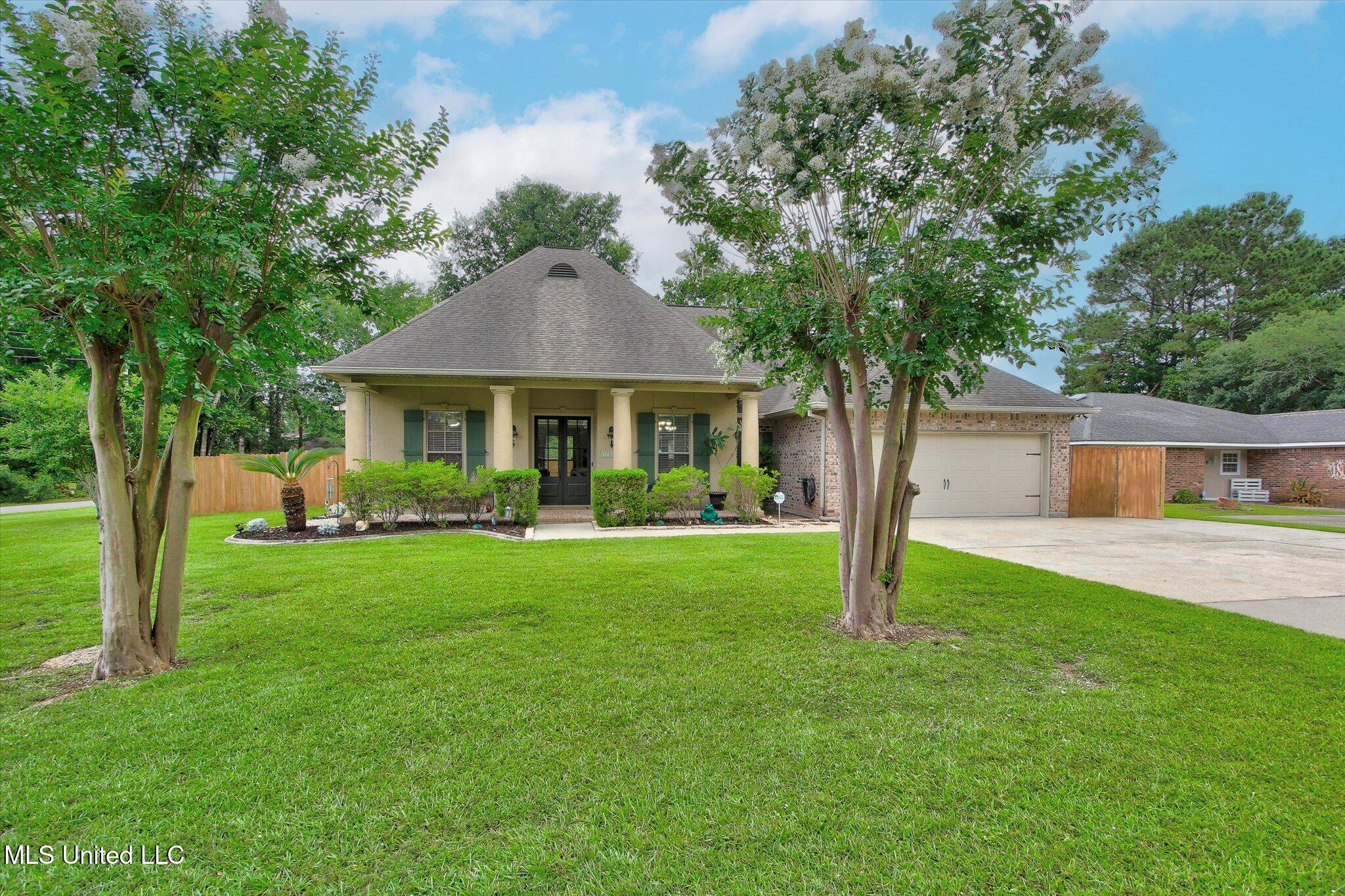 7924 Ewa Court, Diamondhead, Mississippi image 2