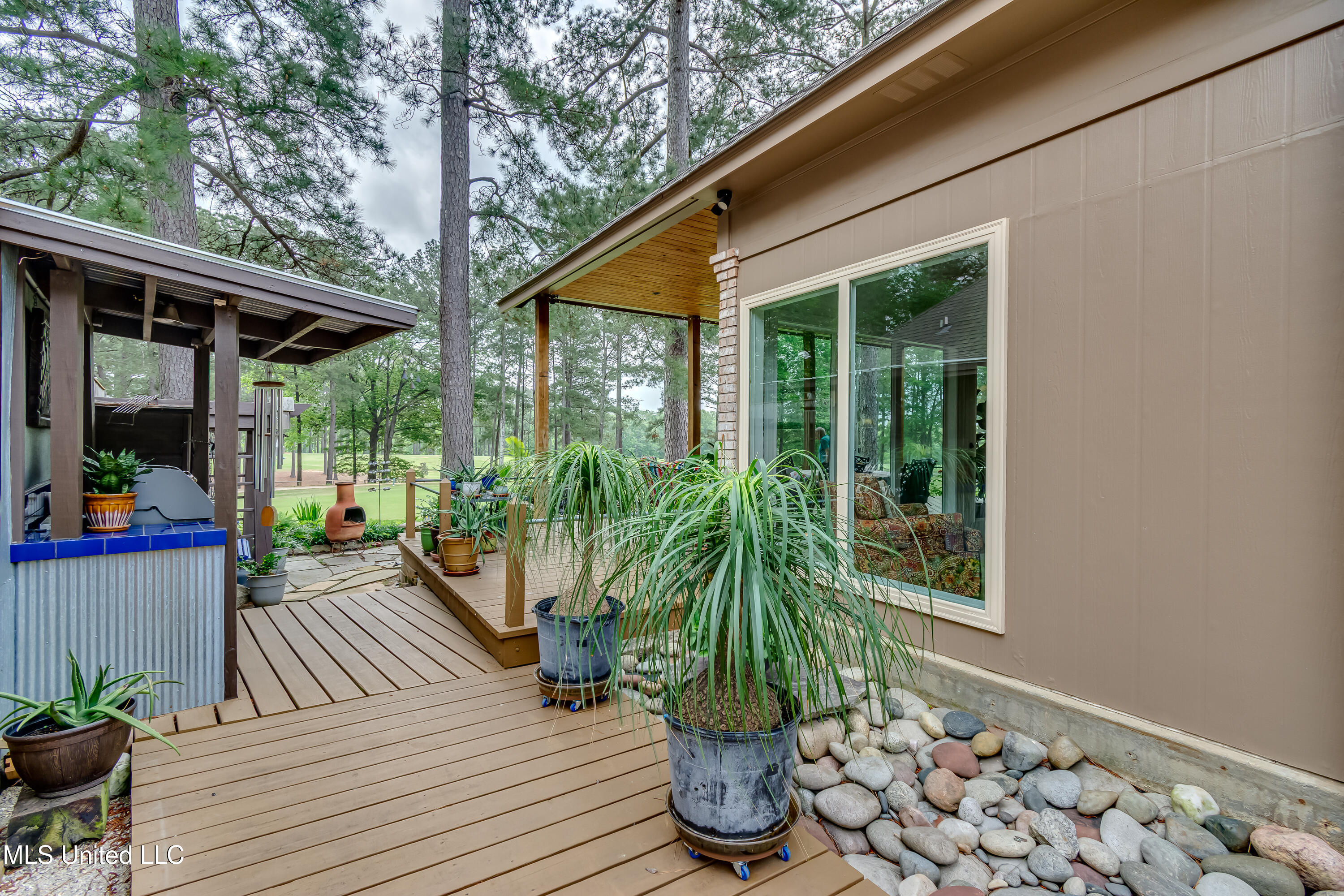 3083 E Fairway Drive, Brandon, Mississippi image 9