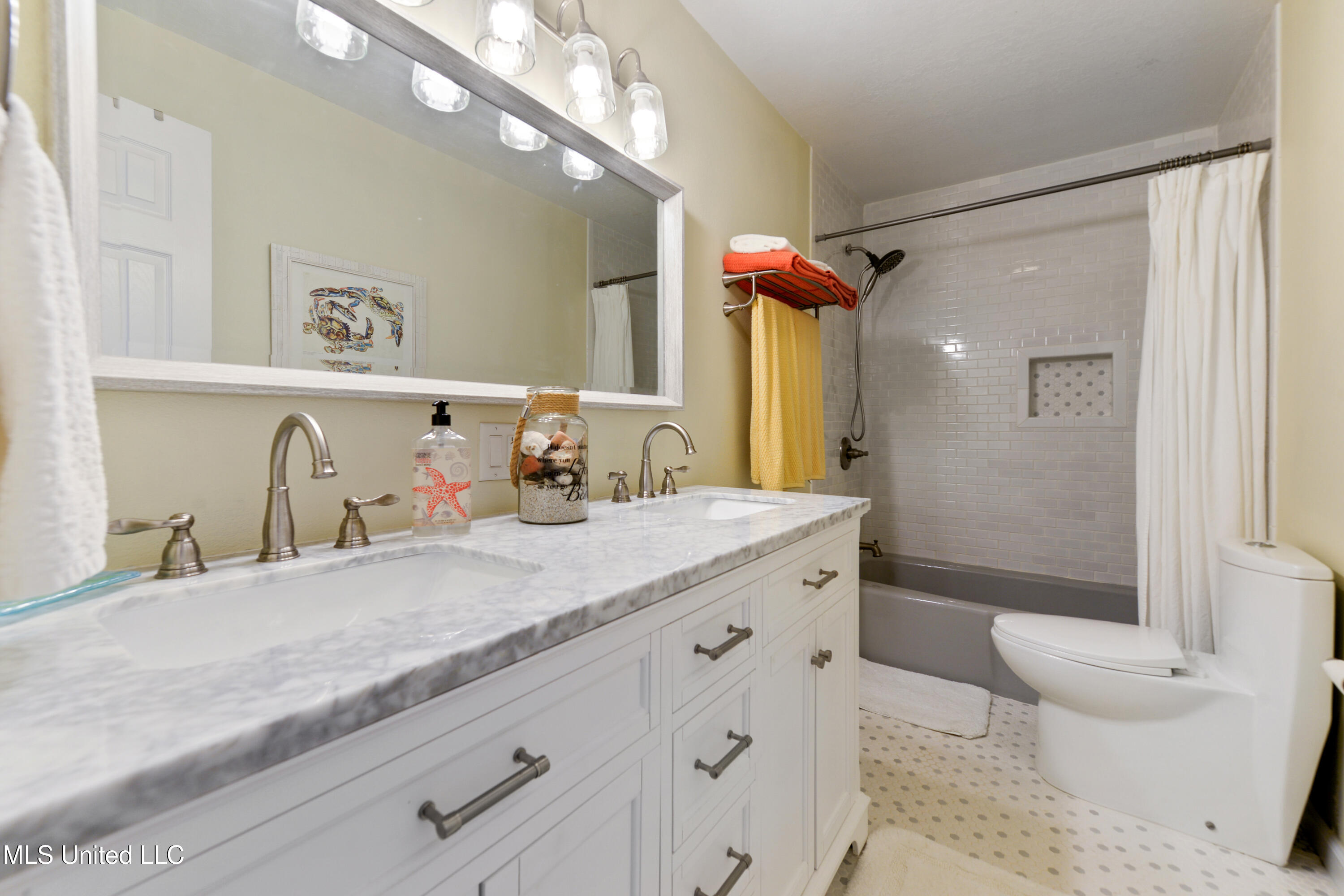 2508 Orrell Drive, Gautier, Mississippi image 15