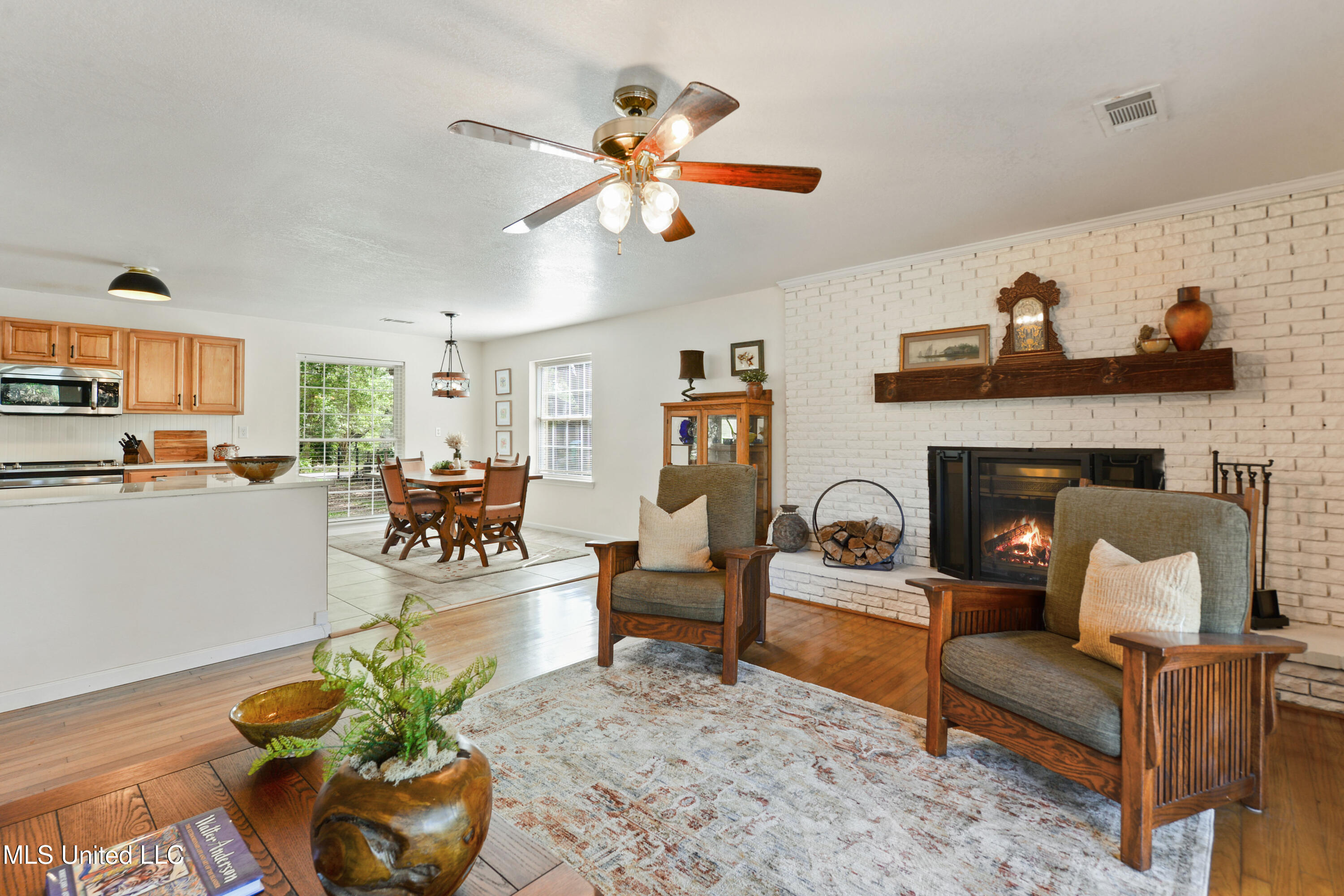 2508 Orrell Drive, Gautier, Mississippi image 4