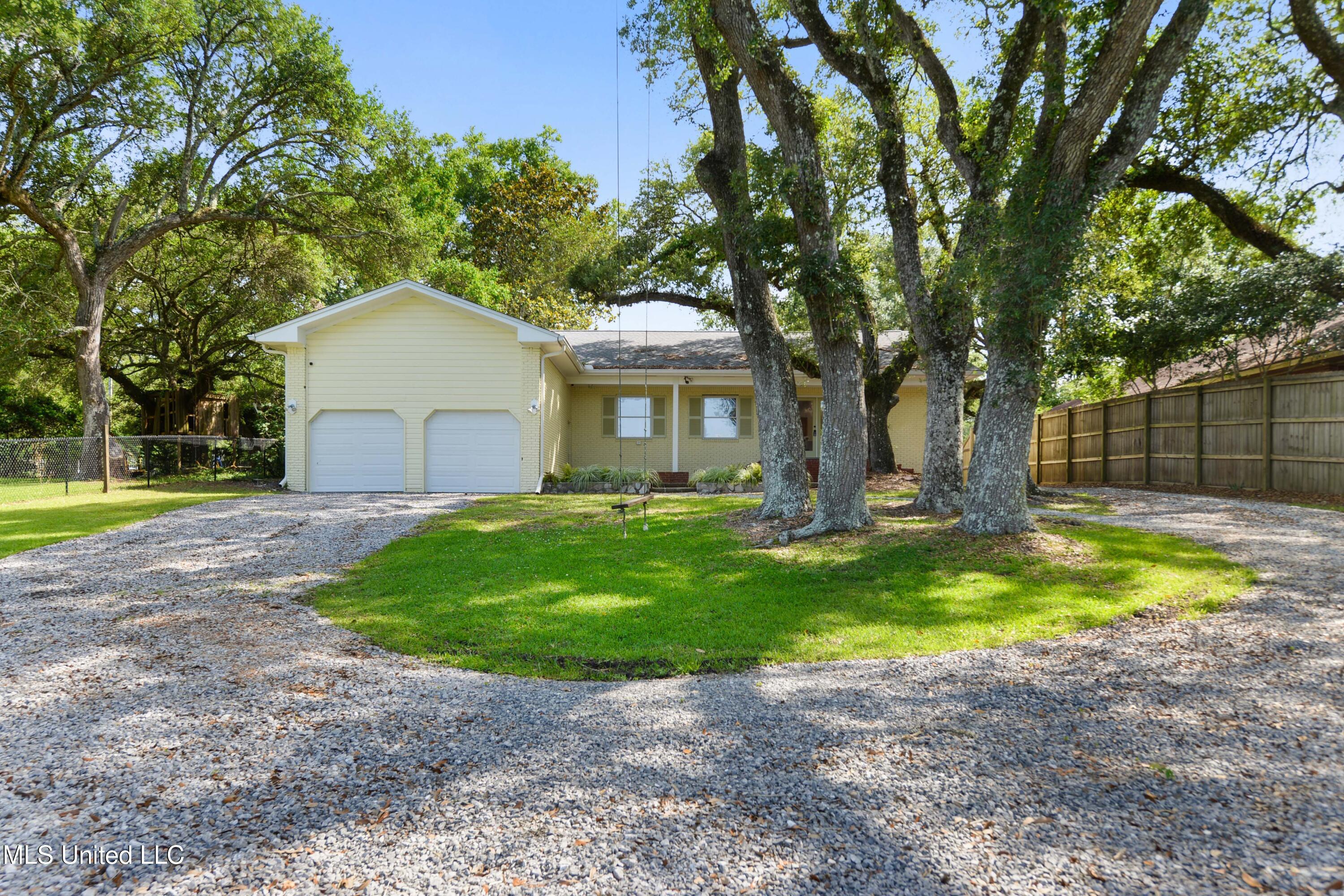 2508 Orrell Drive, Gautier, Mississippi image 26