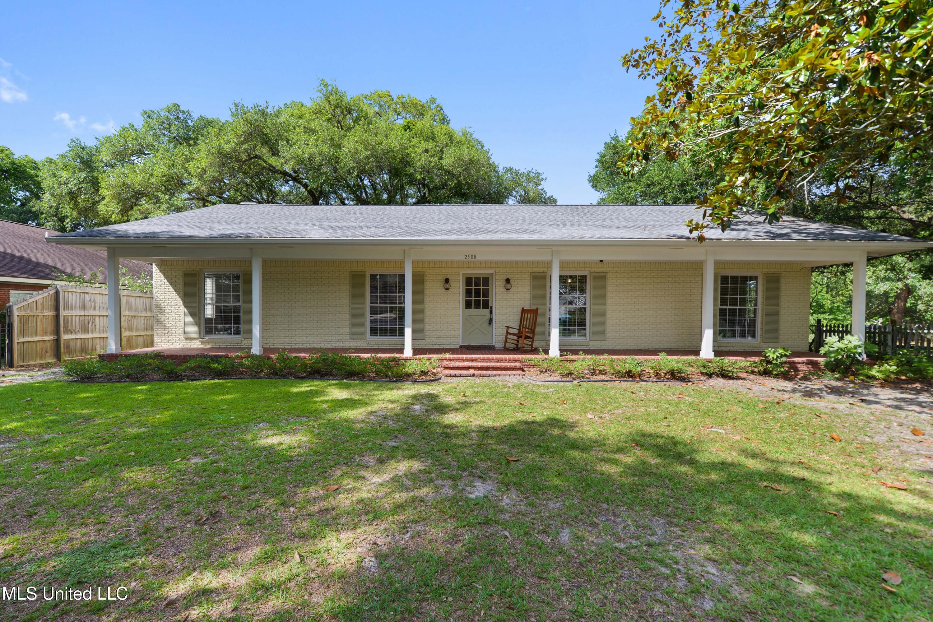 2508 Orrell Drive, Gautier, Mississippi image 1