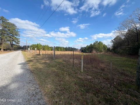 Vacant Land For Sale - Hwy 13<br/> Jefferson Davis County, Prentiss, MS 39474