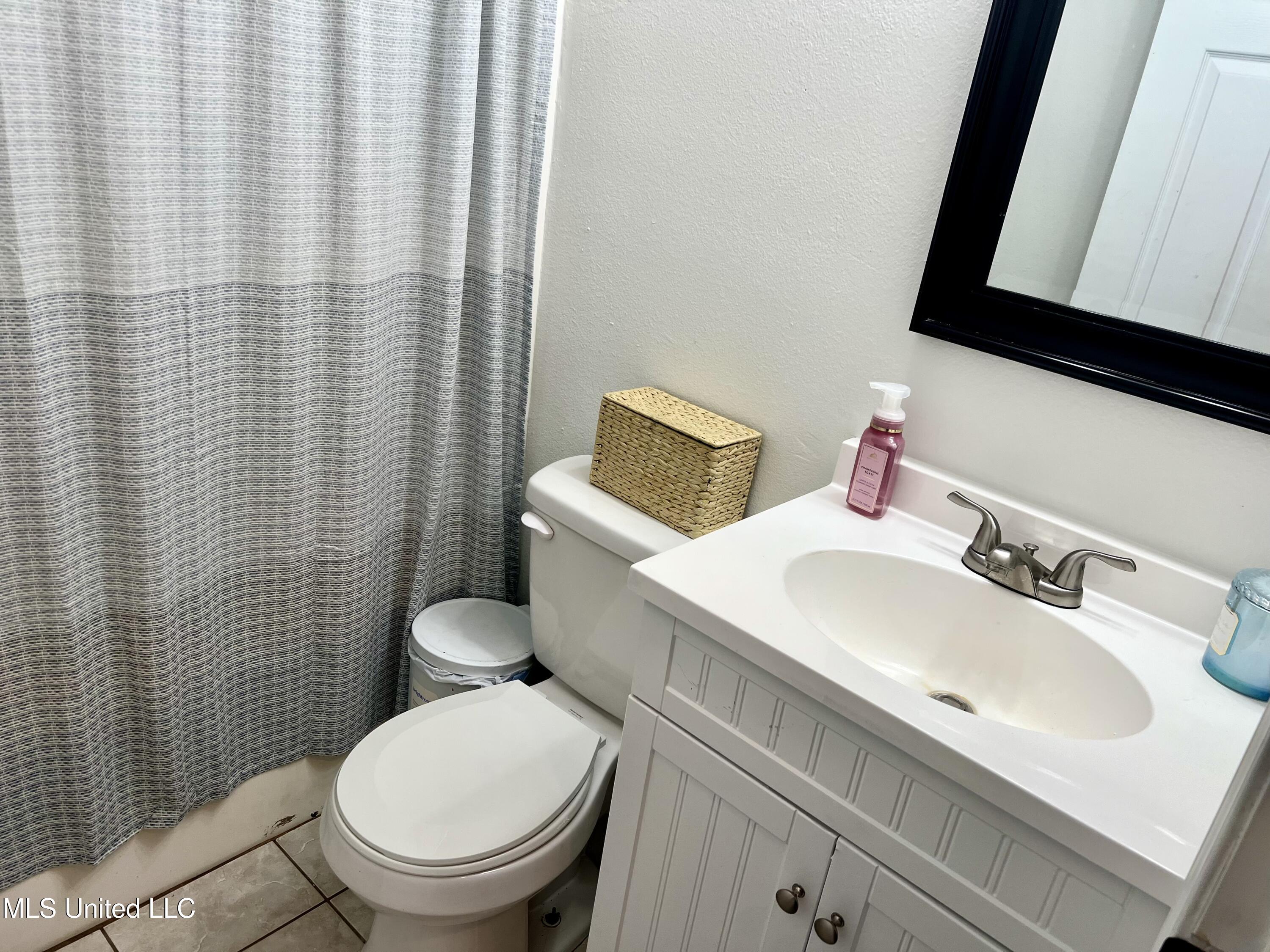 4400 Sammie Hearndon Road, Moss Point, Mississippi image 23