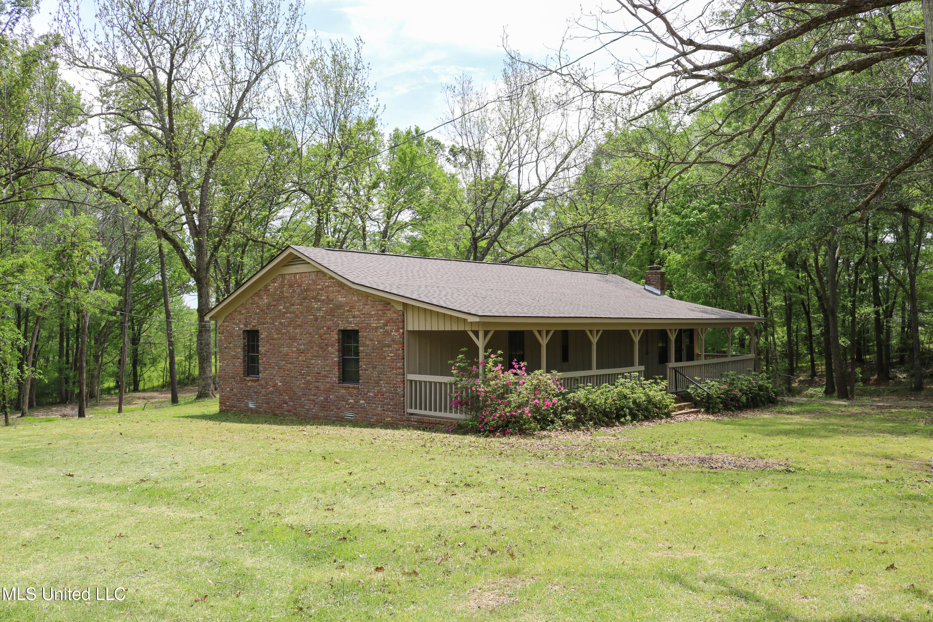 8661 Arkabutla Road, Coldwater, Mississippi image 4