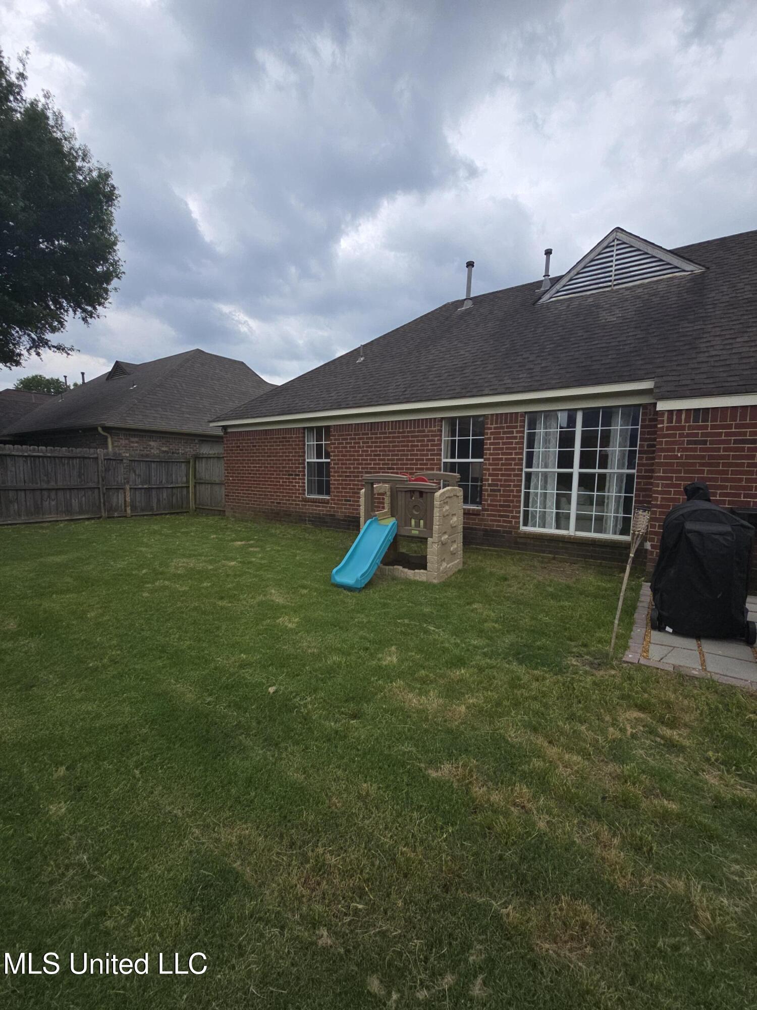 10708 Wyckford Drive Drive, Olive Branch, Mississippi image 24