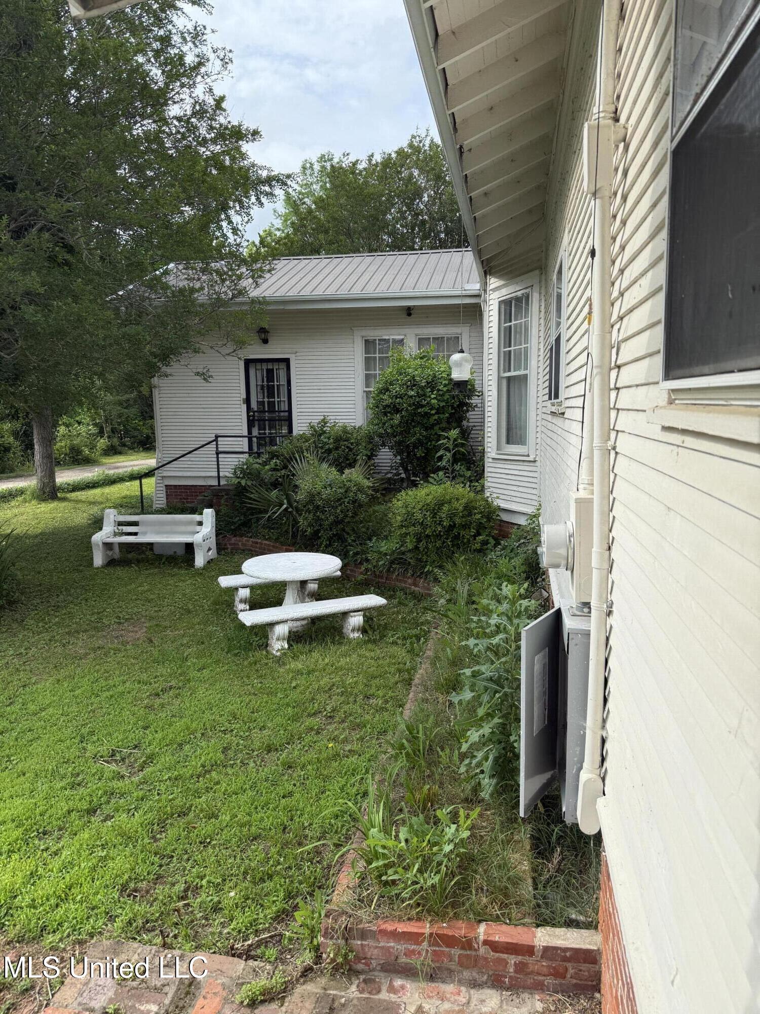 1303 River Road, Greenwood, Mississippi image 27