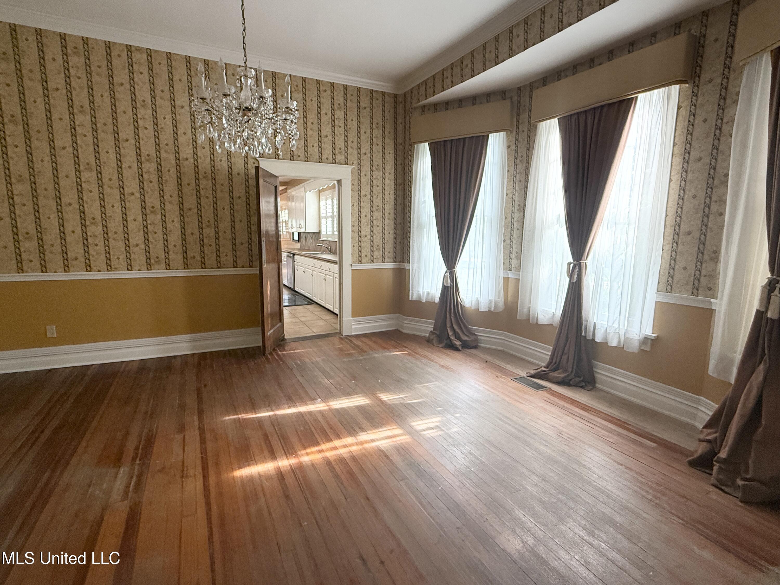 1303 River Road, Greenwood, Mississippi image 11