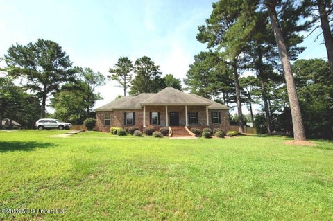 Homes For Sale - 1 Pine Meadow Loop<br/> Lamar County, Hattiesburg, MS 39402