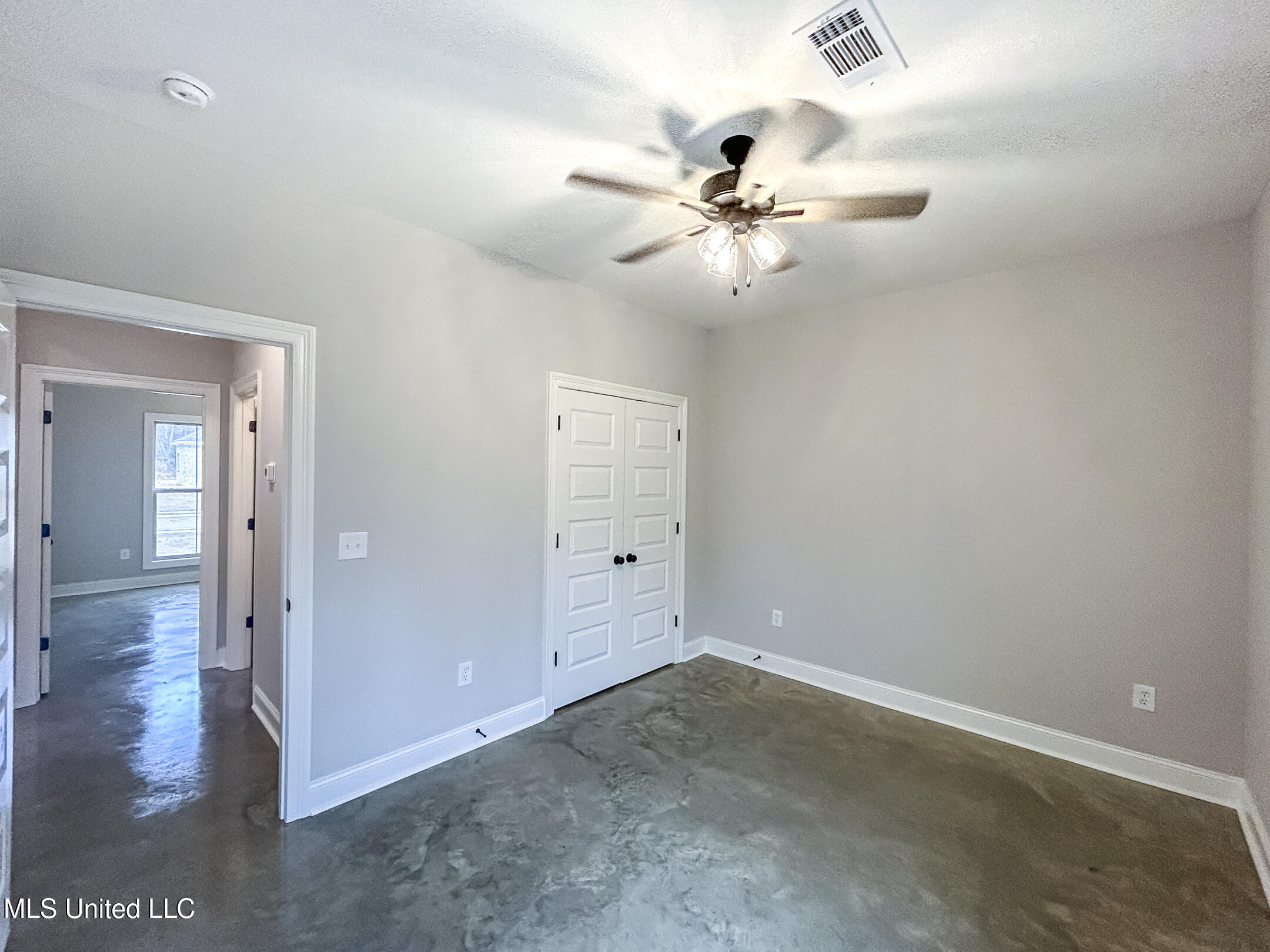 995 Riverside Lane, Pearl, Mississippi image 17