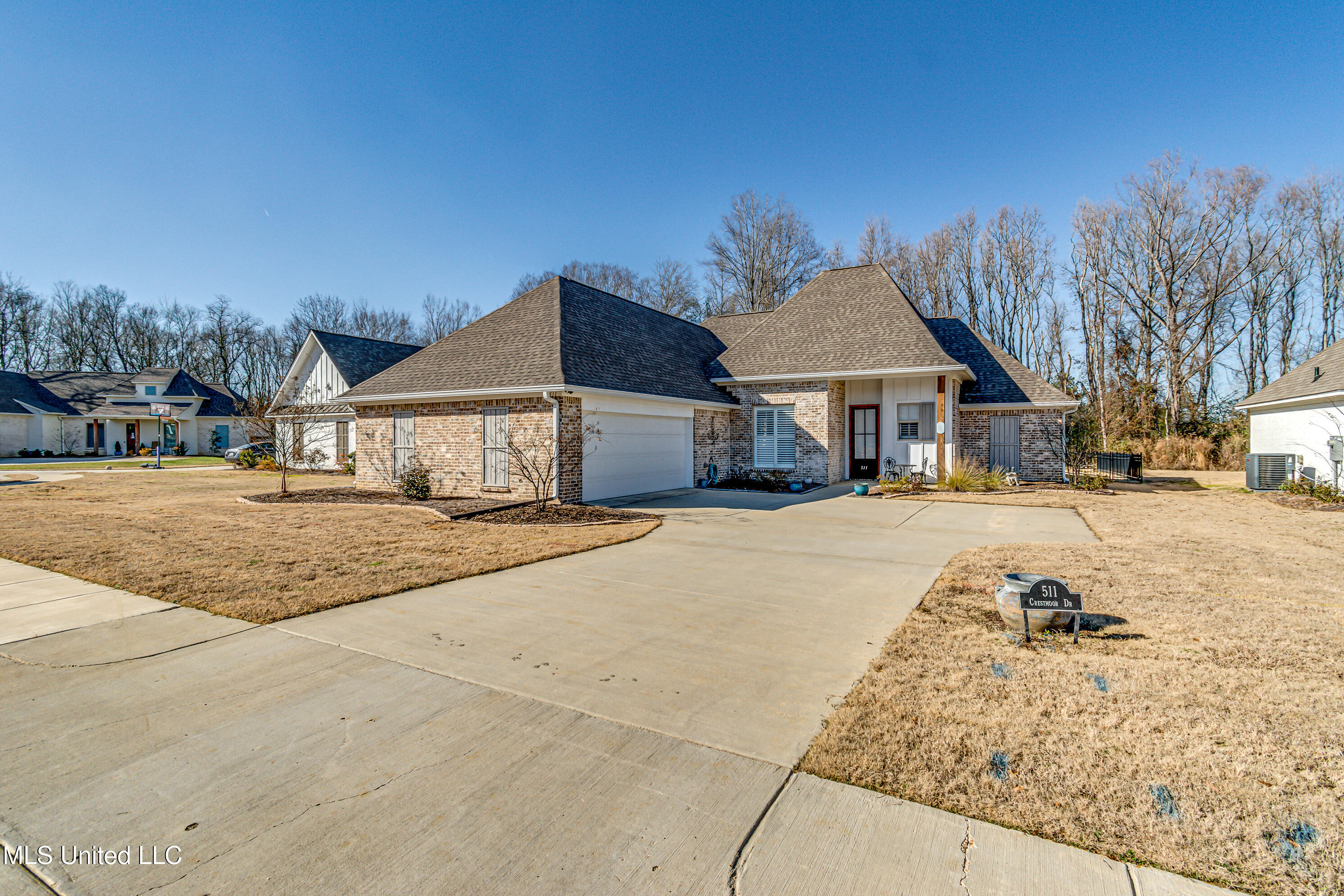 511 Crestmoor Drive, Canton, Mississippi image 2