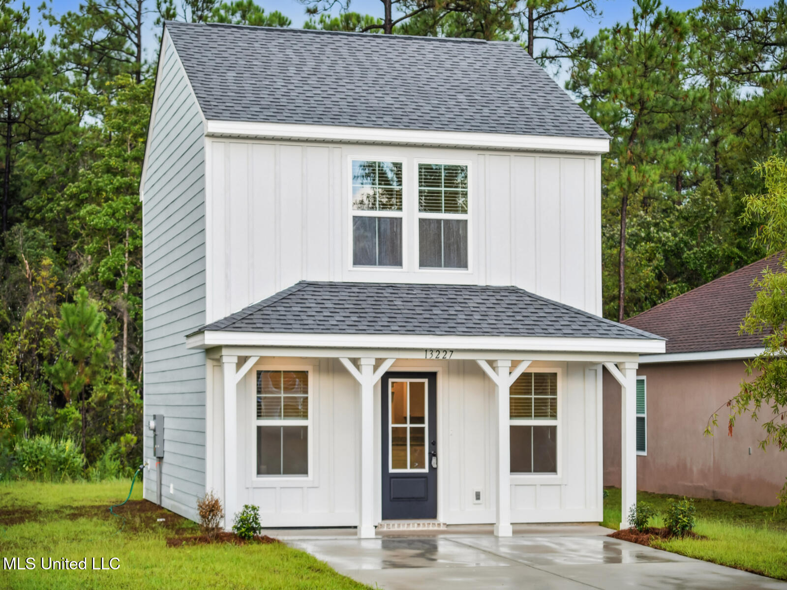 14990 Rowan Oak Street, Gulfport, Mississippi image 1