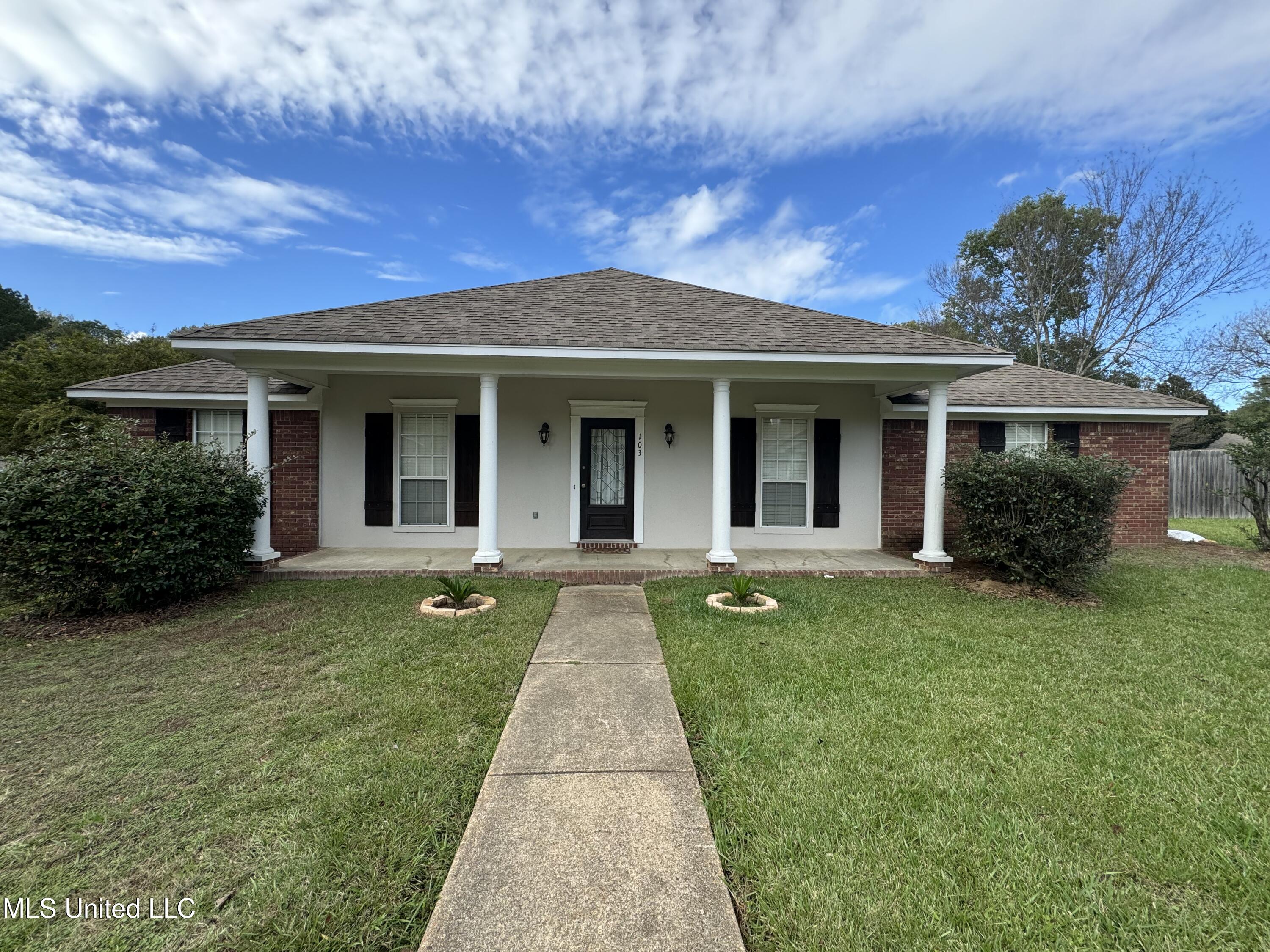 103 Eastwood Drive, Madison, Mississippi image 1