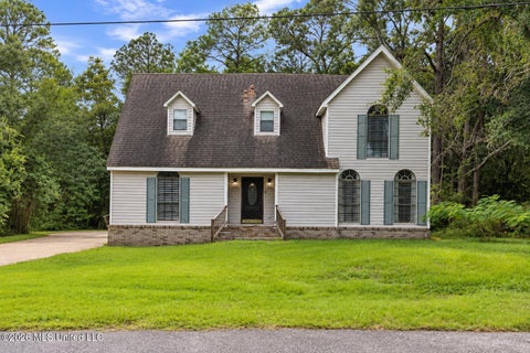 Homes For Sale - 7121 Issac Williams Street<br/> Ocean Springs, MS 39564