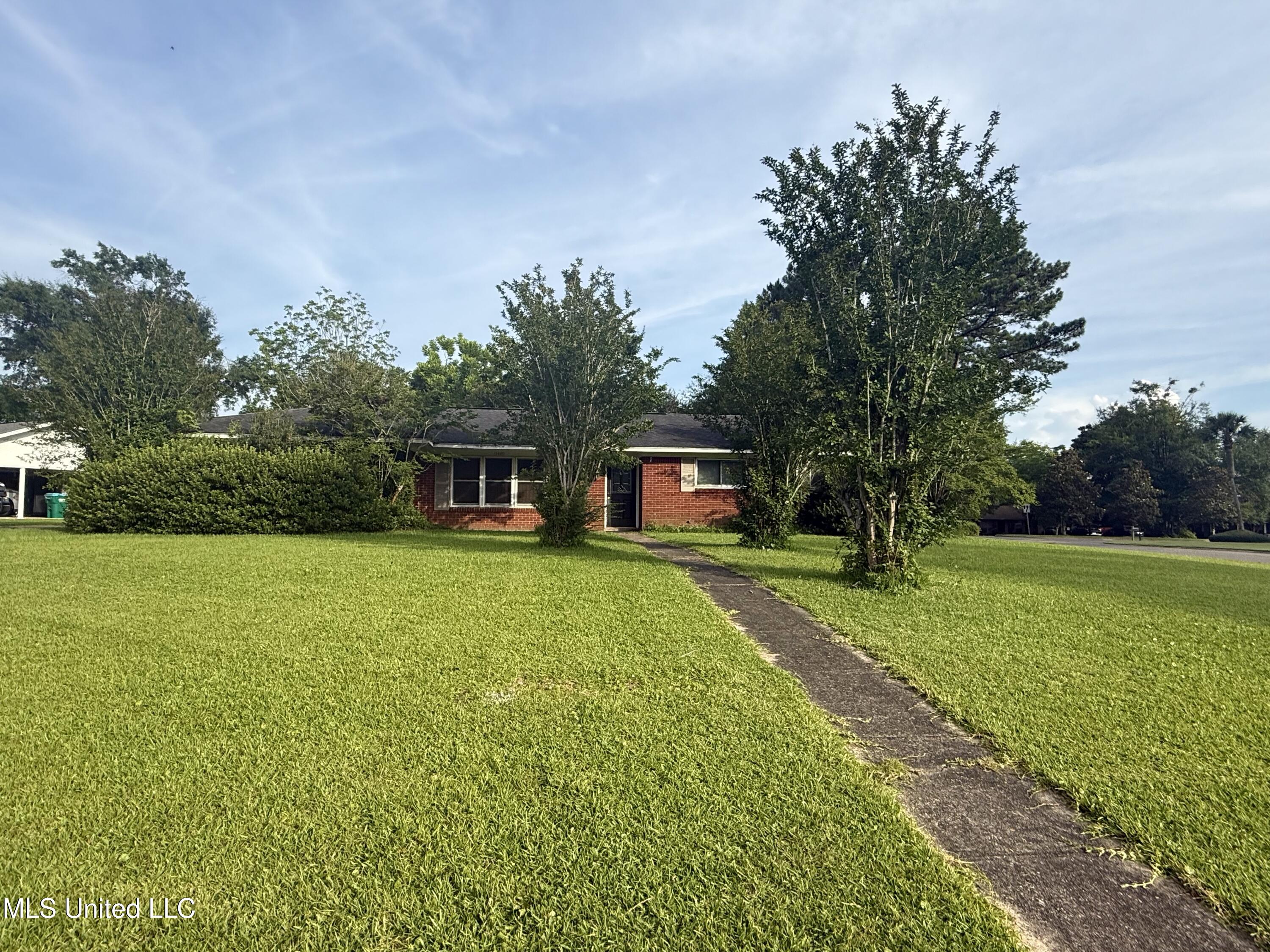 15449 Mimosa Drive, Gulfport, Mississippi image 1