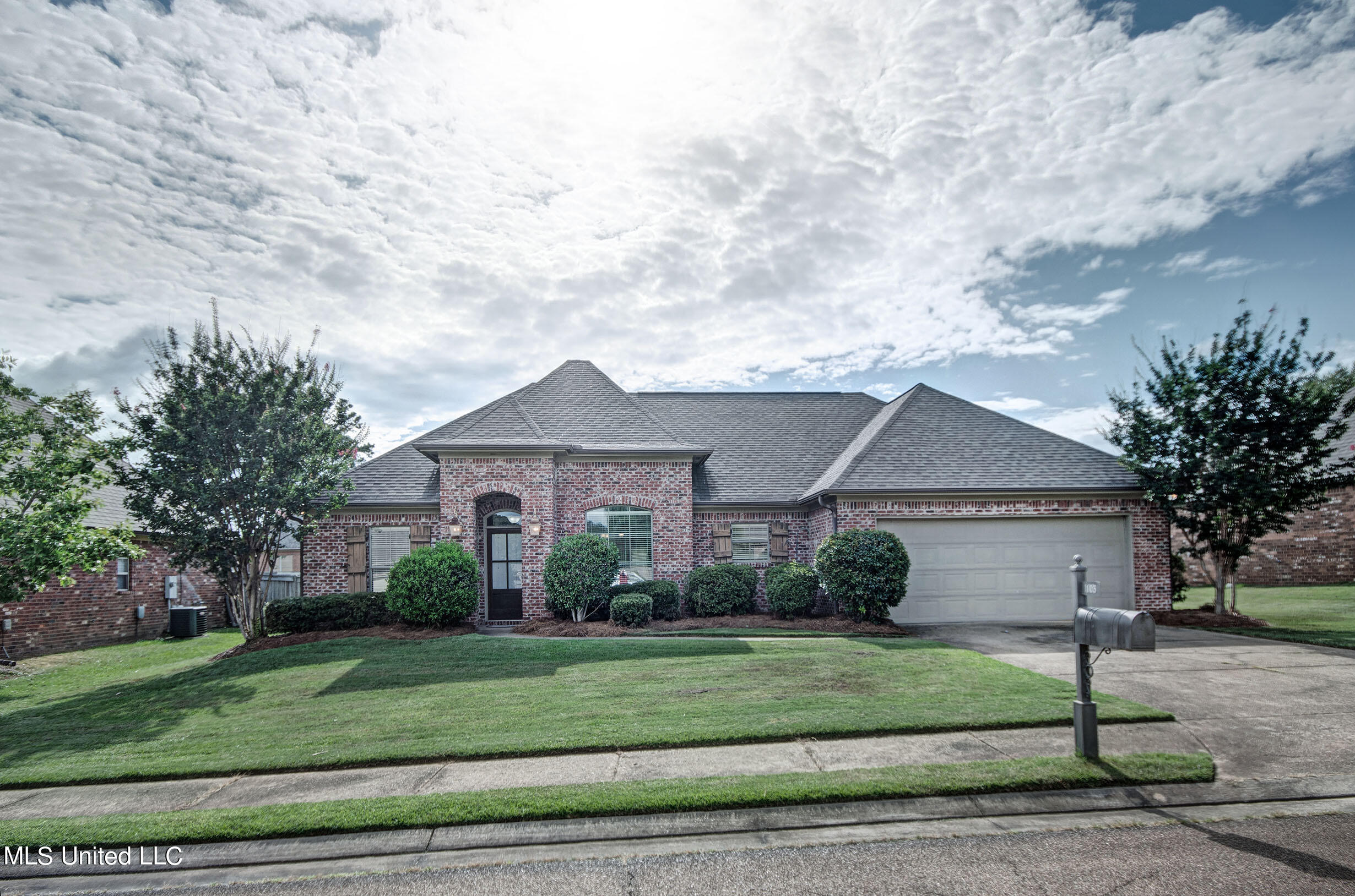 103 Copper Ridge Court, Madison, Mississippi image 1