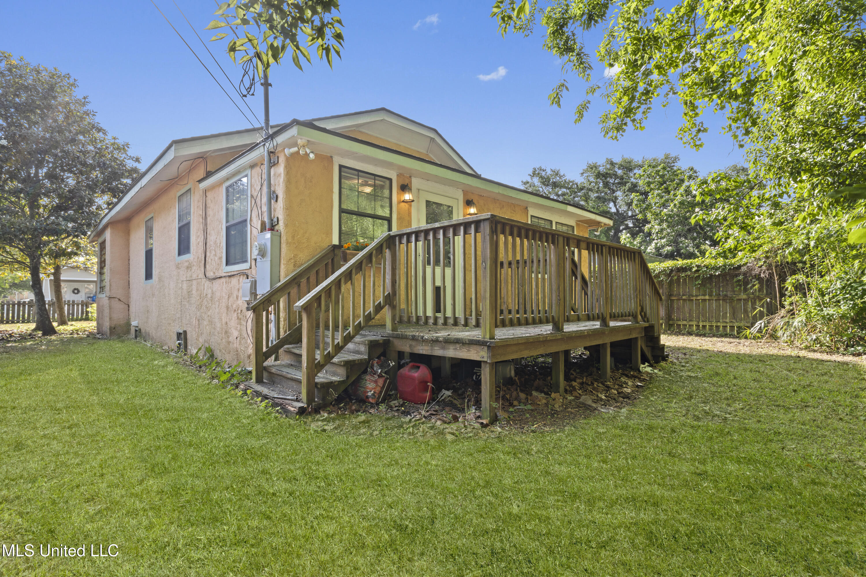183 Lee Street, Biloxi, Mississippi image 28