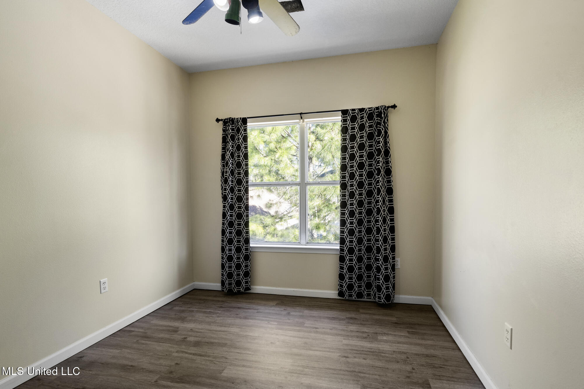 6154 E Quitman Street, Bay Saint Louis, Mississippi image 17