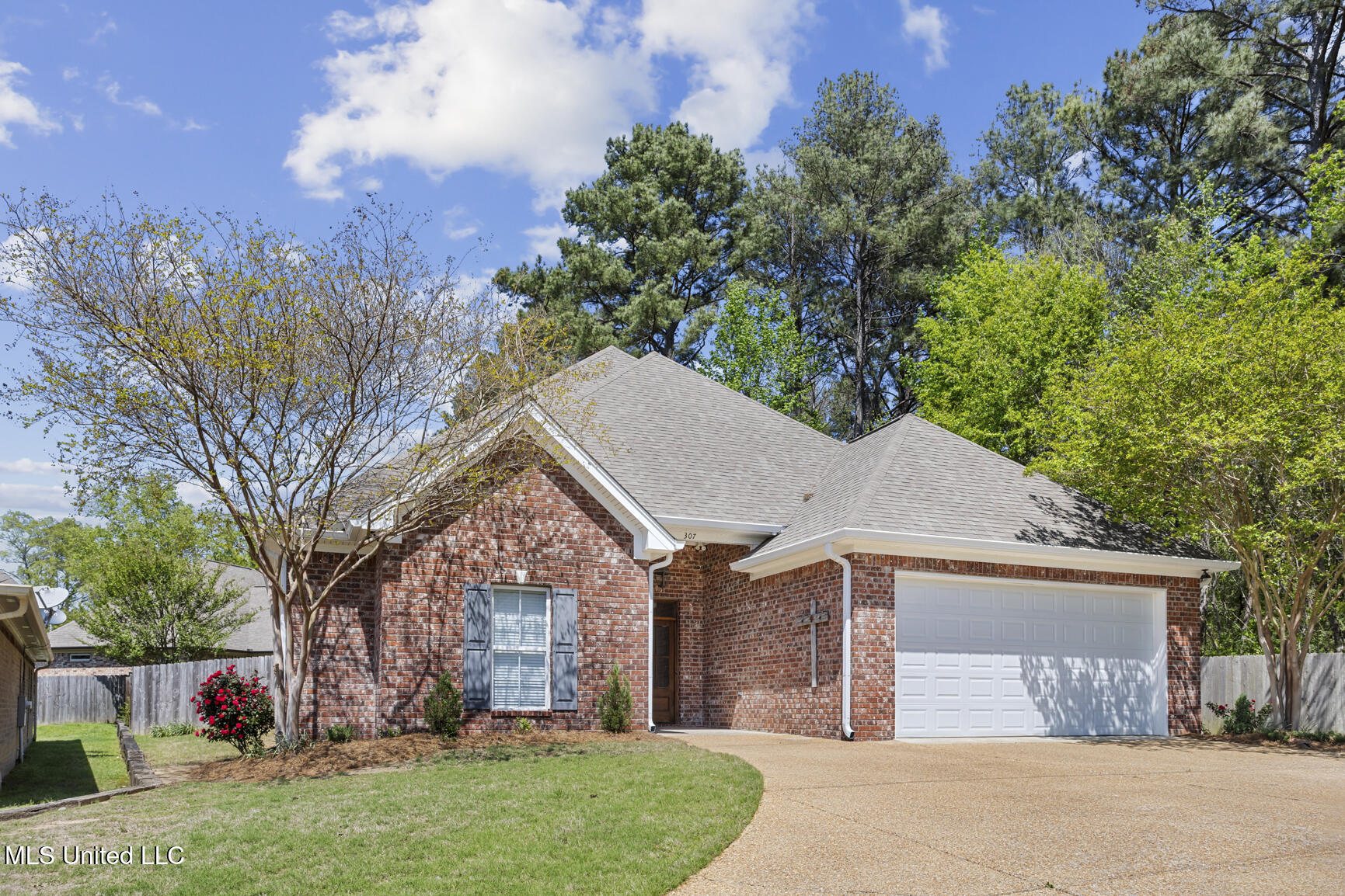 307 Ivy Glen, Brandon, Mississippi image 2
