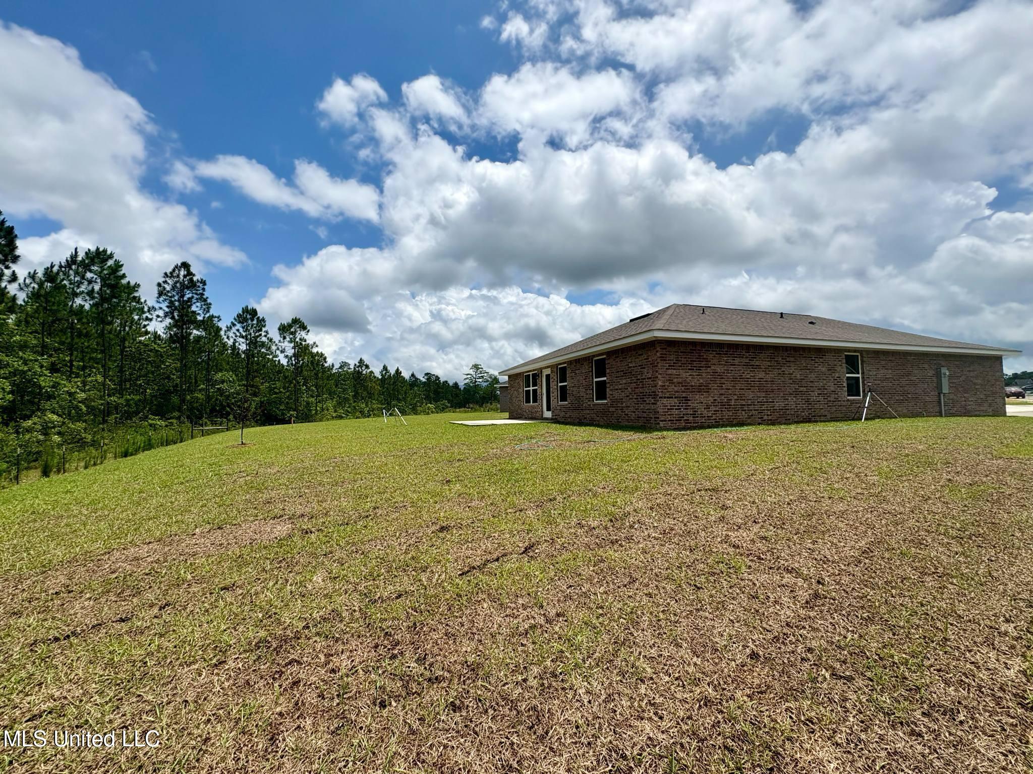 18042 Tiffany Renee Drive, Gulfport, Mississippi image 27