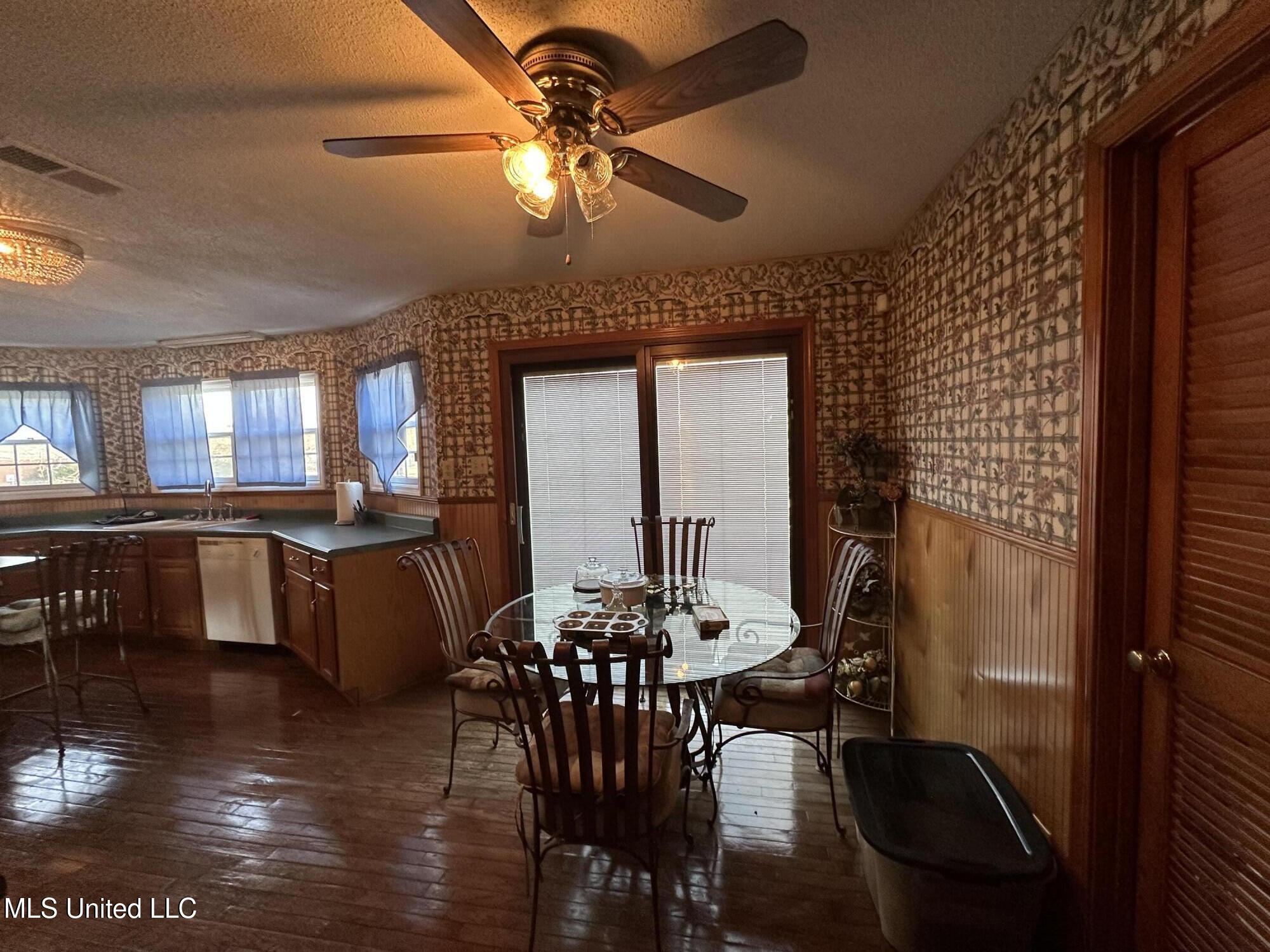 10668 Stark Acres Road, Olive Branch, Mississippi image 7