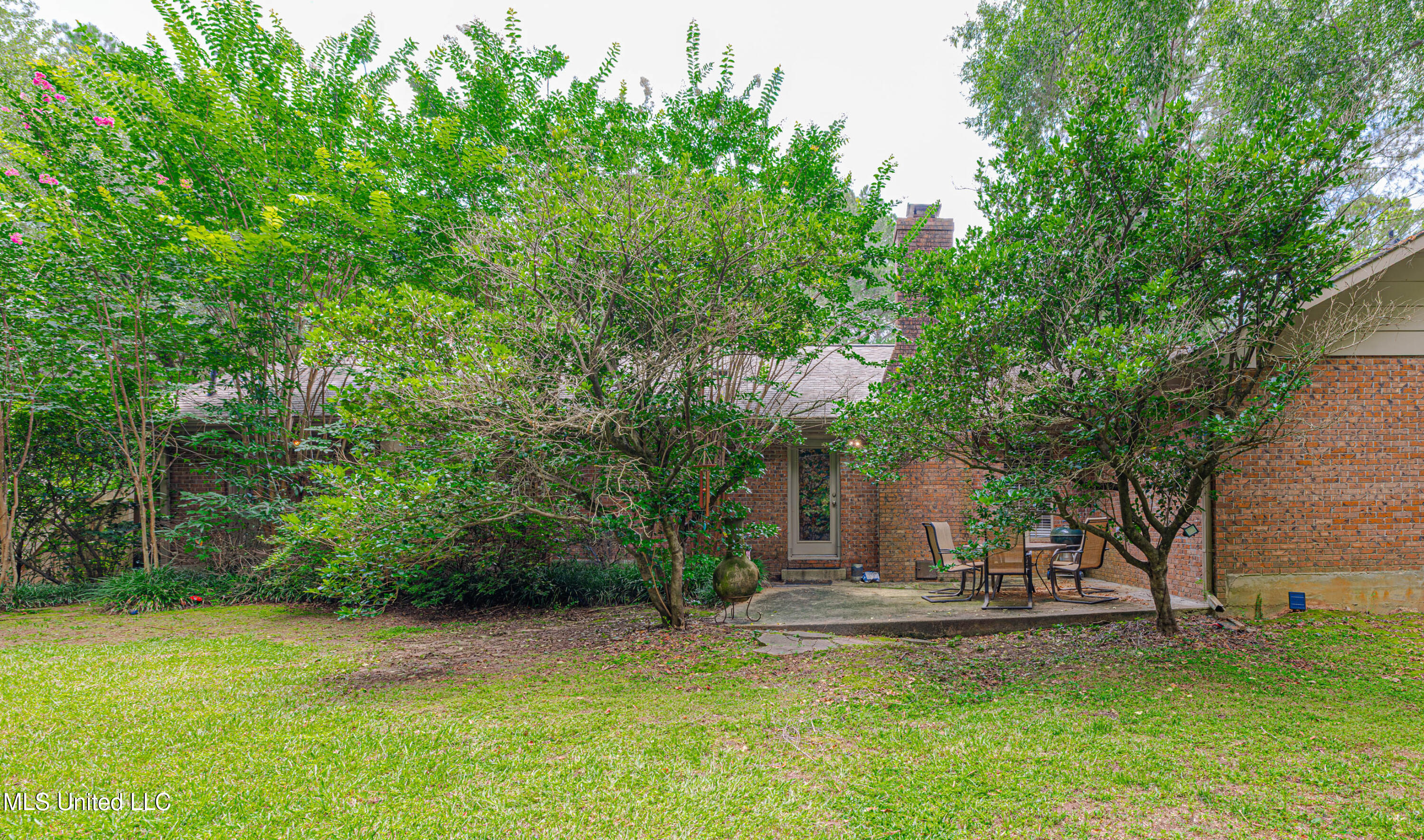 Jackson, Mississippi 39211, United States, 4 Bedrooms Bedrooms, ,2 BathroomsBathrooms,Residential,Active,168709