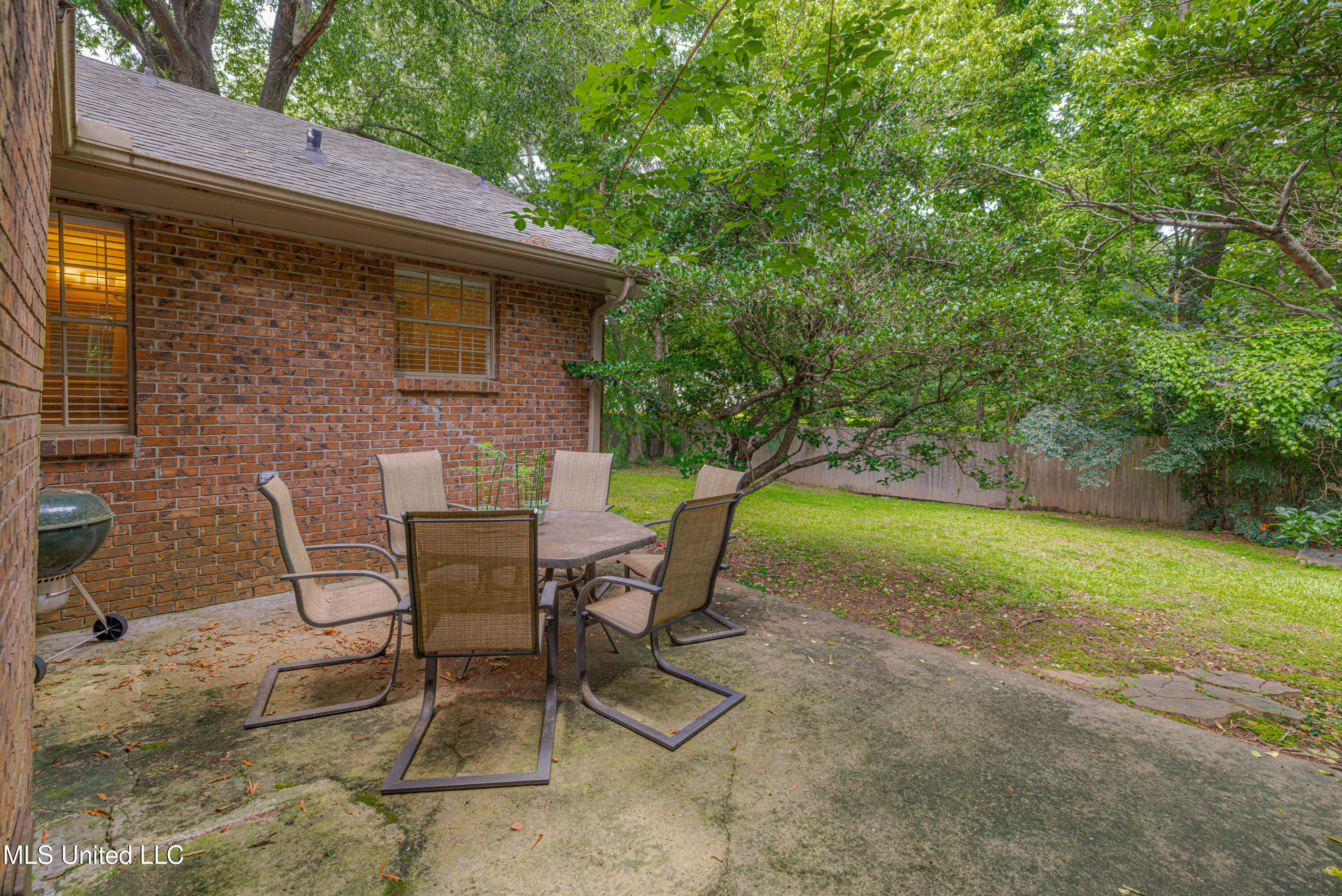 Jackson, Mississippi 39211, United States, 4 Bedrooms Bedrooms, ,2 BathroomsBathrooms,Residential,Active,168709