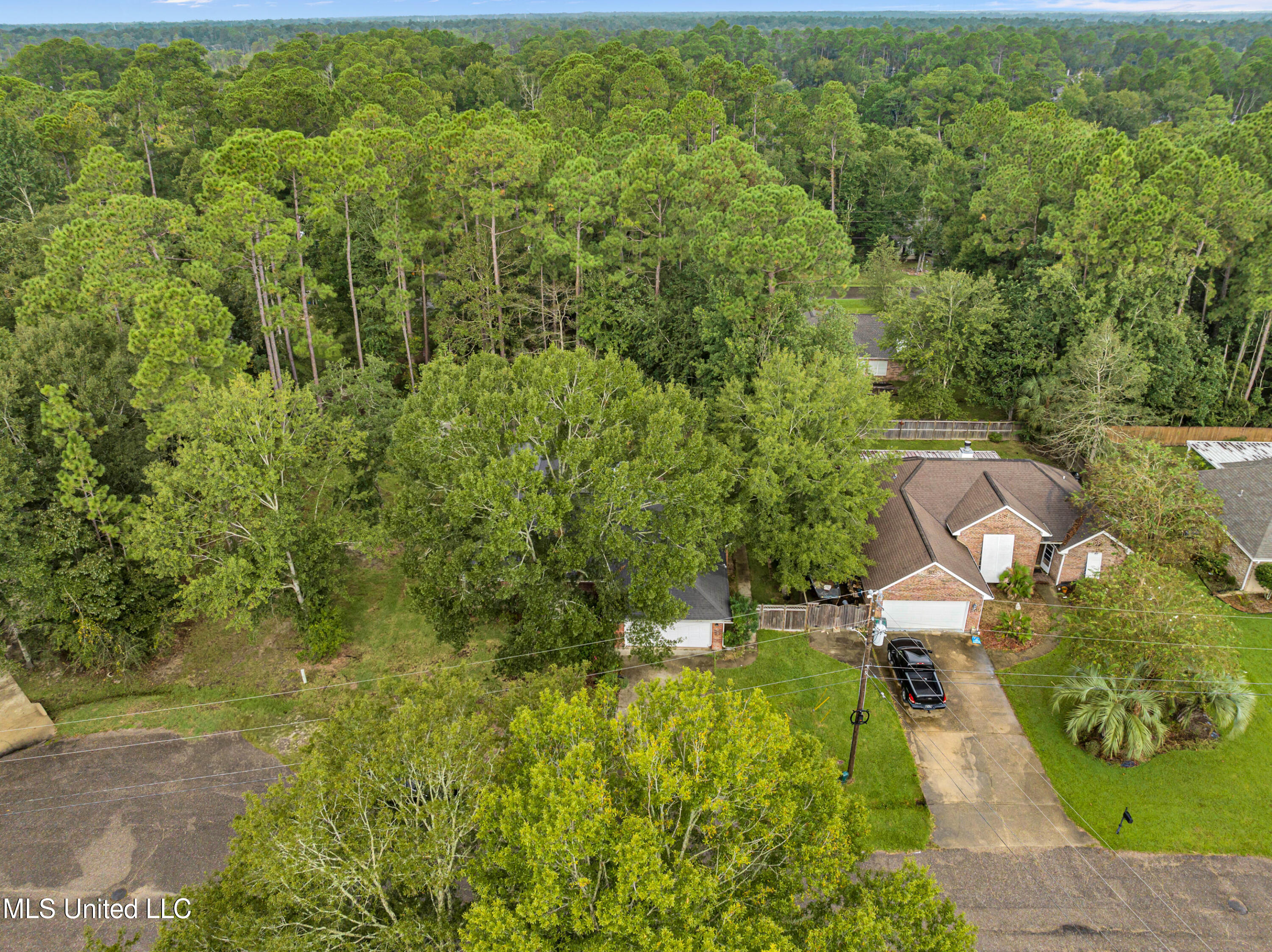 738 Anela Court, Diamondhead, Mississippi image 32